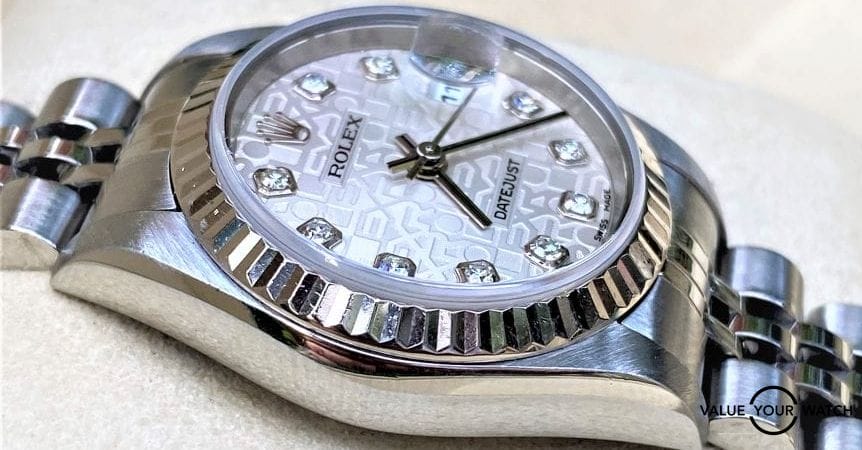 How Watch Dealers Make Their Money