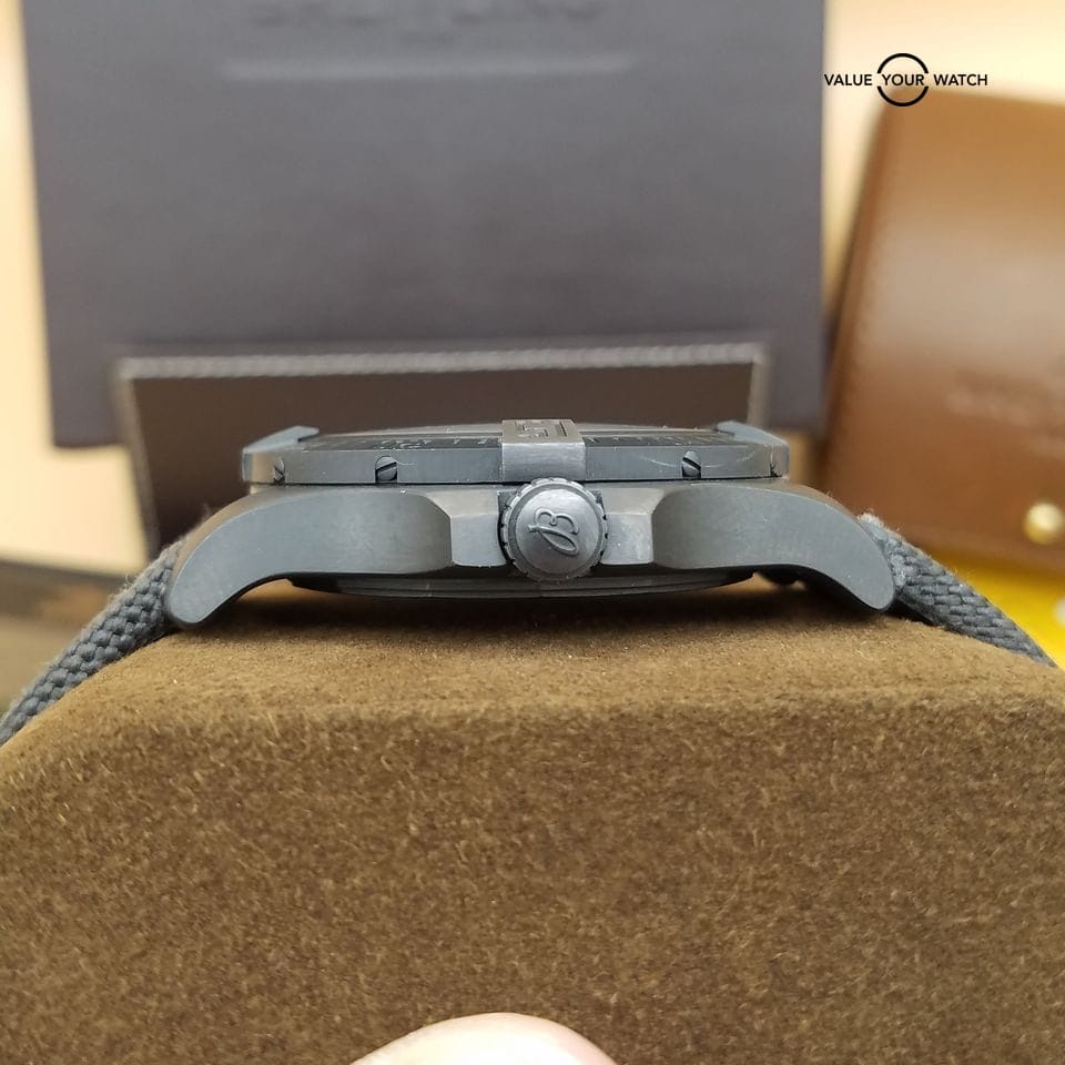 1 of 250 Limited Edition Titanium Avenger Blackbird 44 Carbon Fiber dial - Image 8