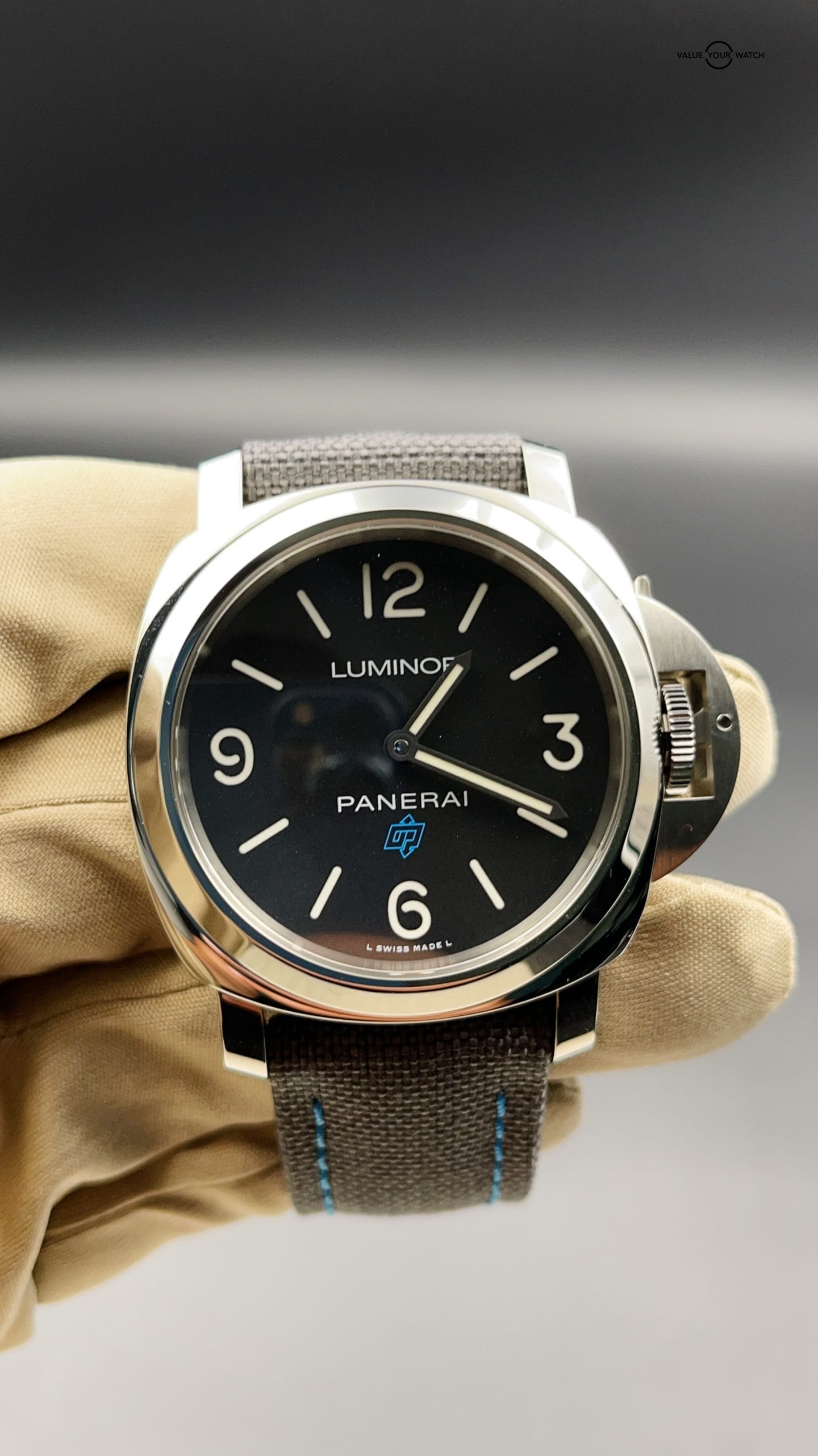 Panerai Luminor 774 Complete with Box and Papers New - Image 2