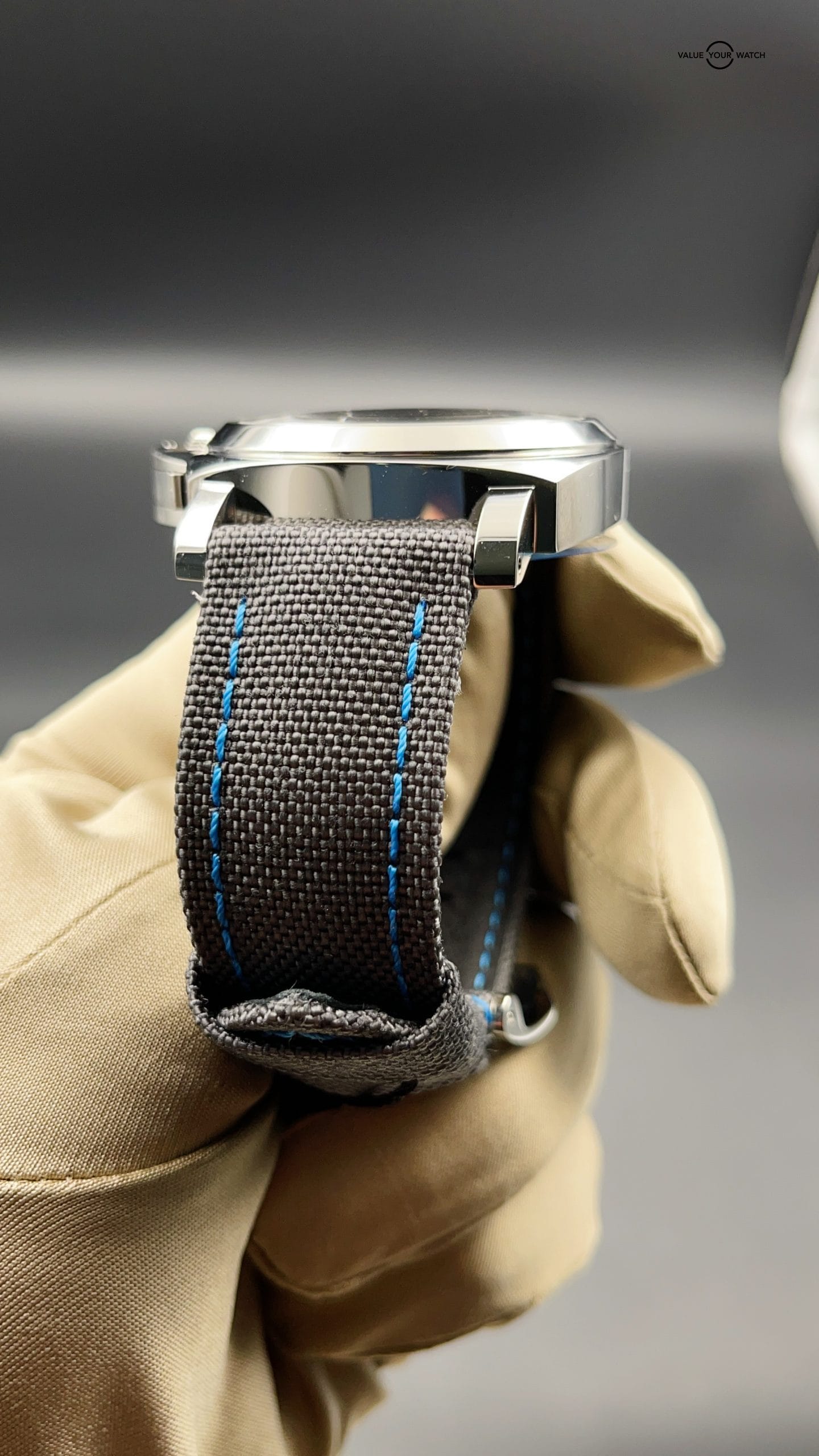 Panerai Luminor 774 Complete with Box and Papers New - Image 5