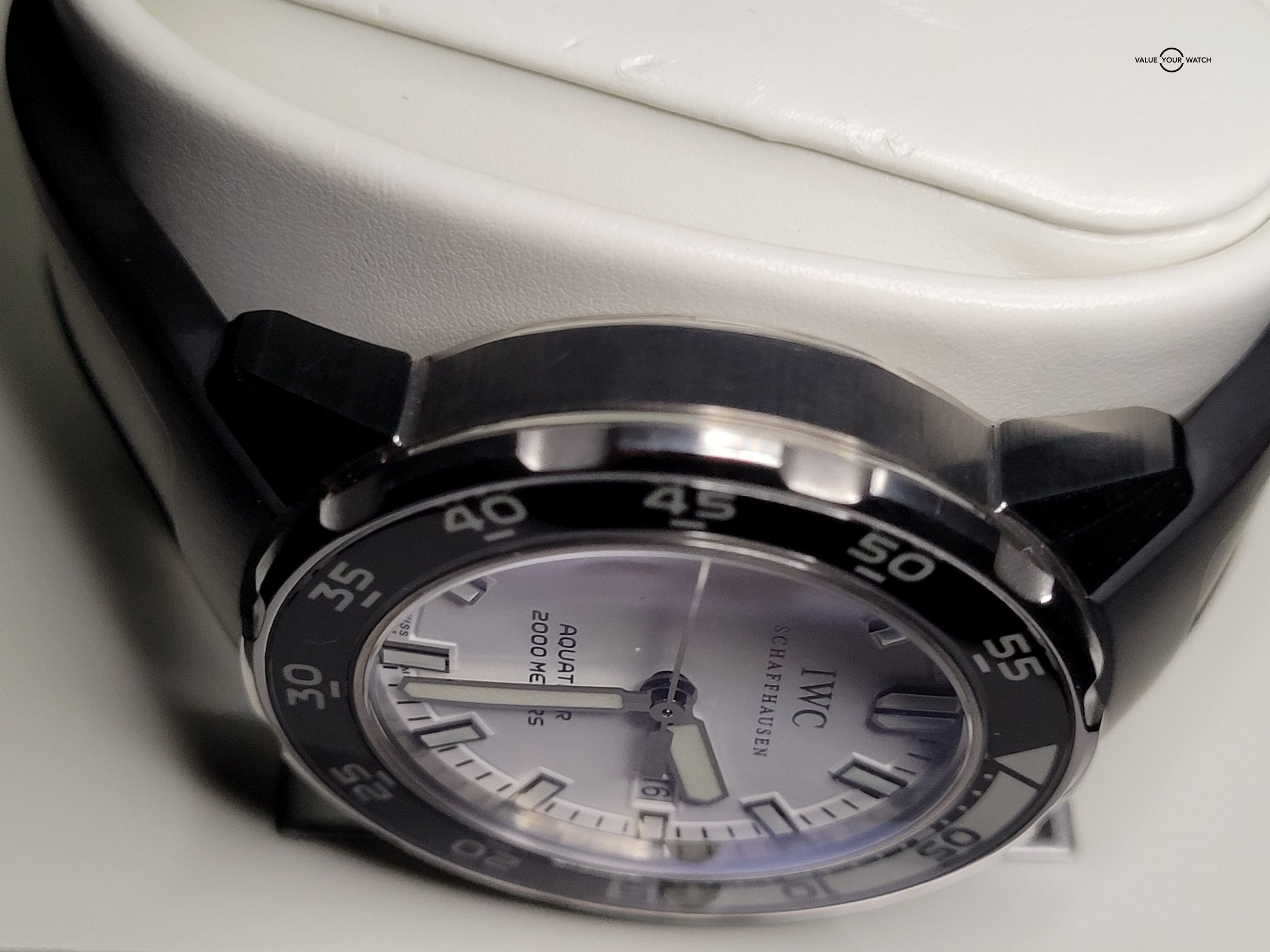 ICW Schaffhausen Aquatimer - Image 4