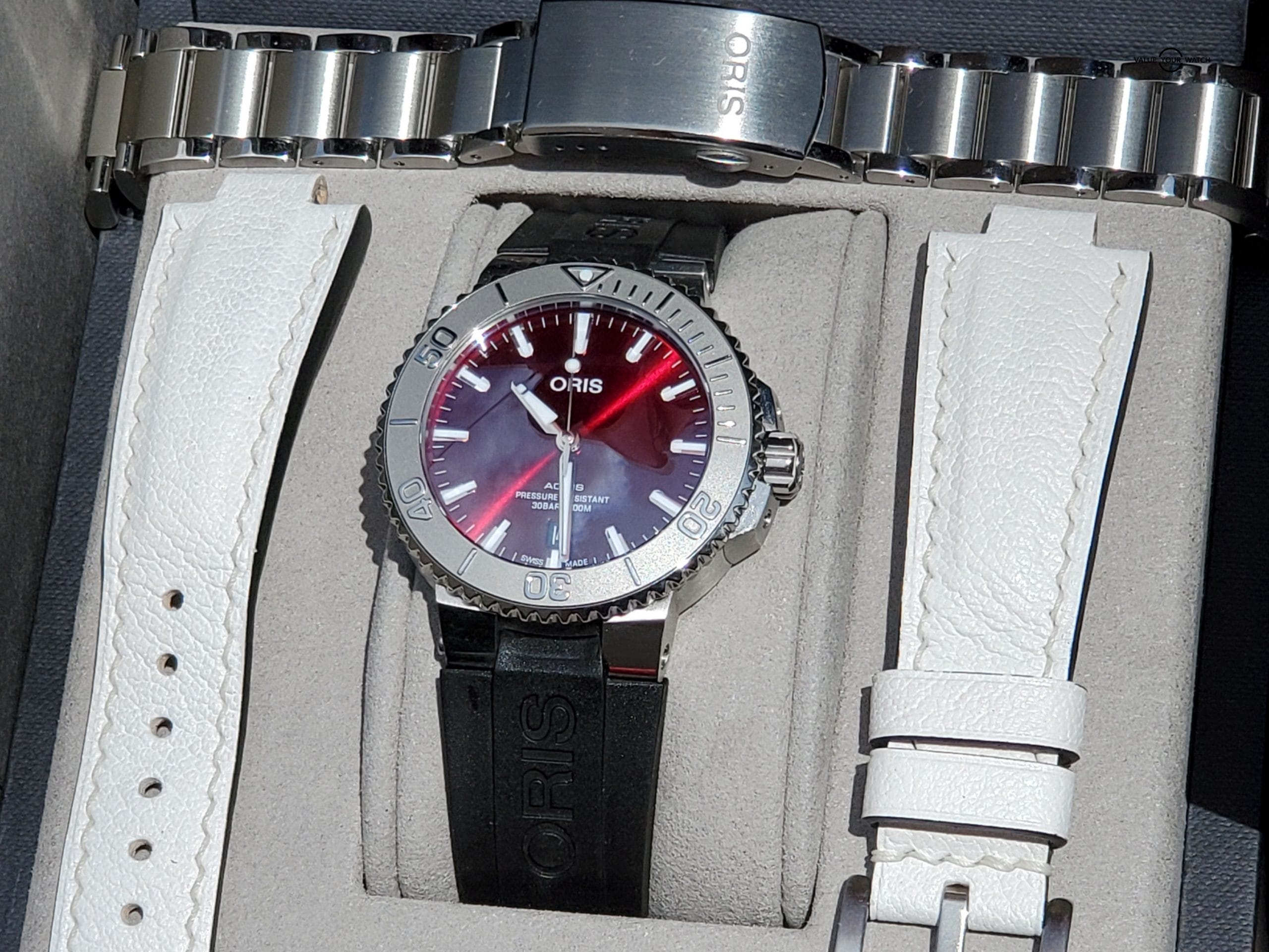 Oris Aquis Date 41.5mm