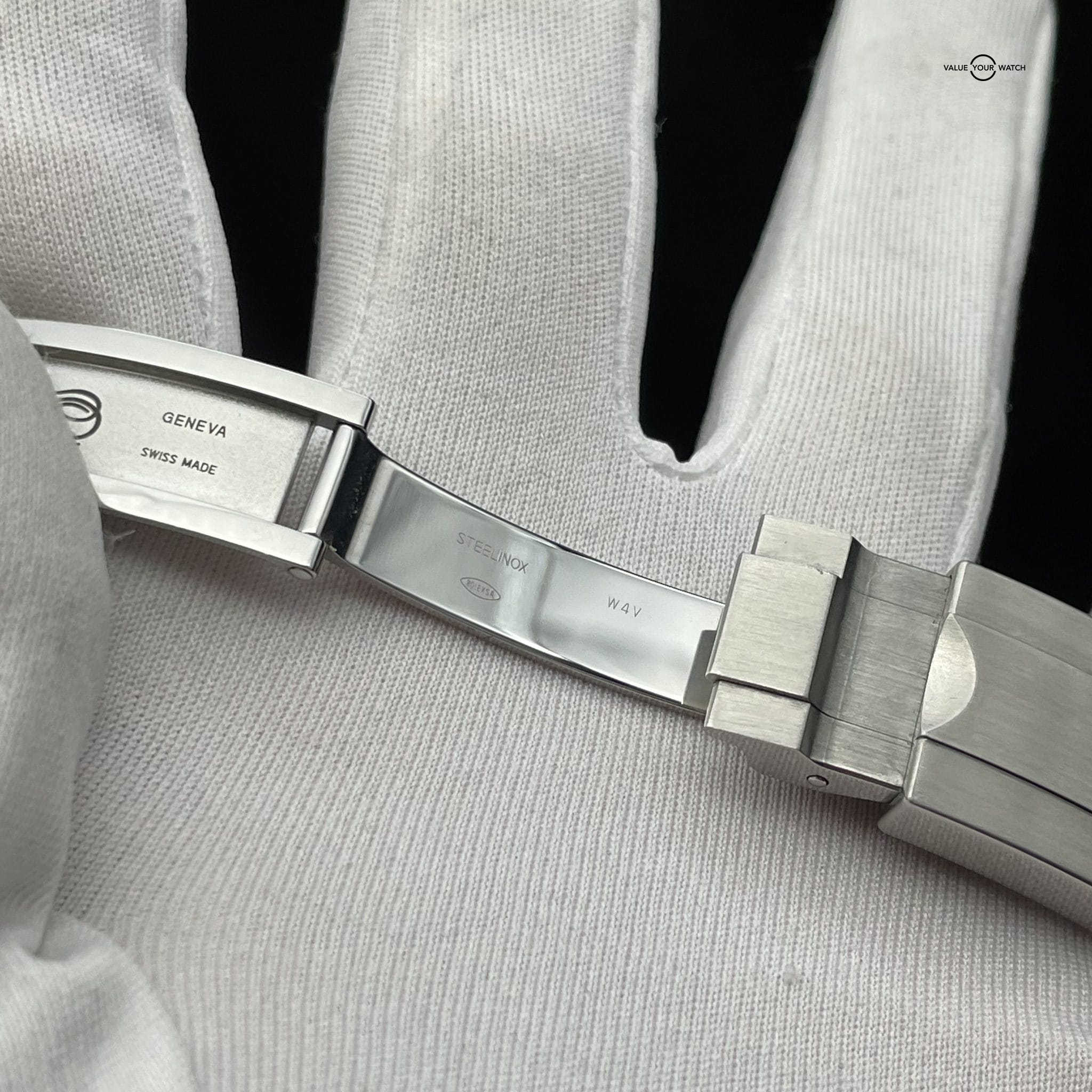 Roiex Submariner No-Date 114060 - Image 11