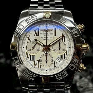 Breitling Chronomat 44 - IB011012/G677