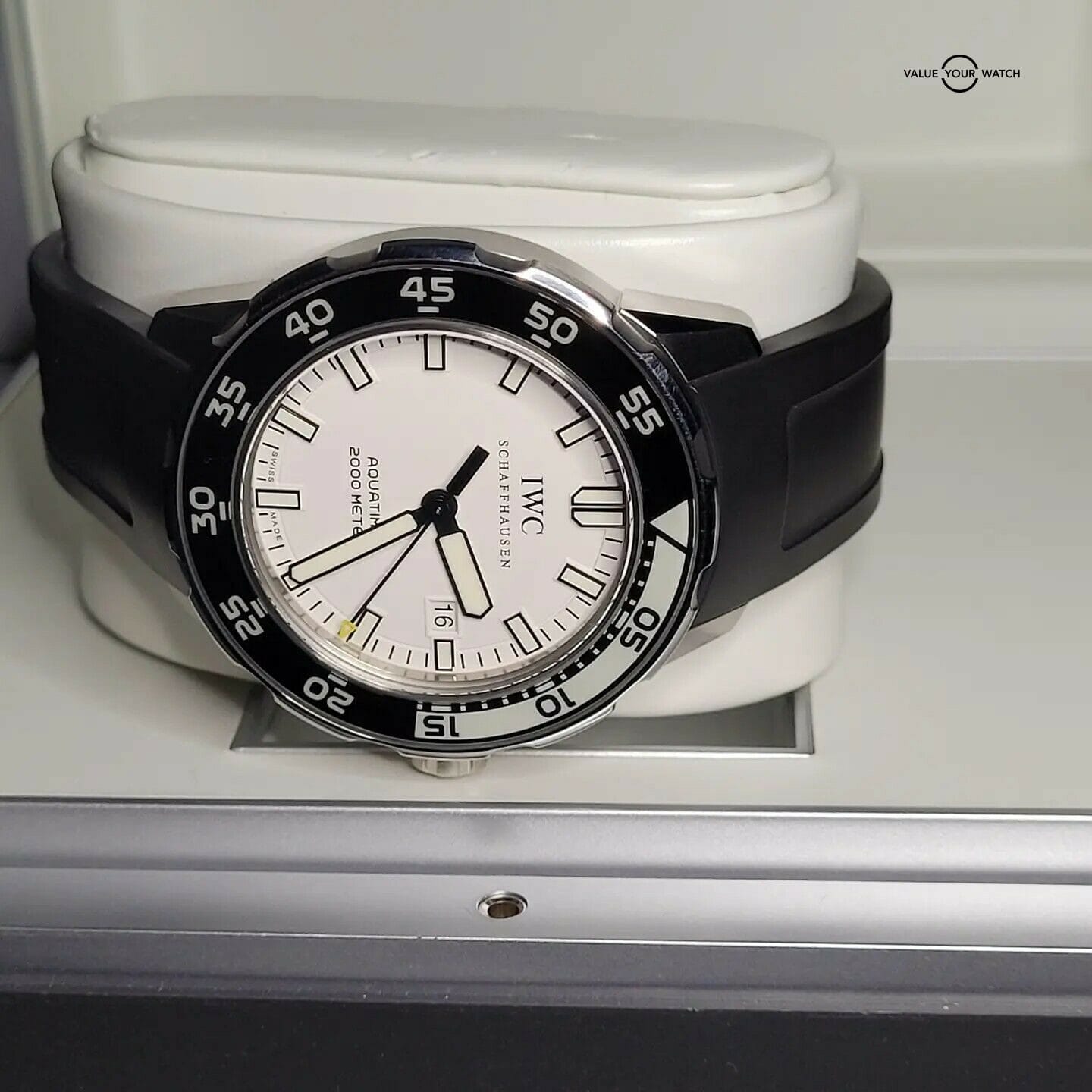 IWC Aquatimer 2000. Excellent condition. Watch and card only. - Image 5