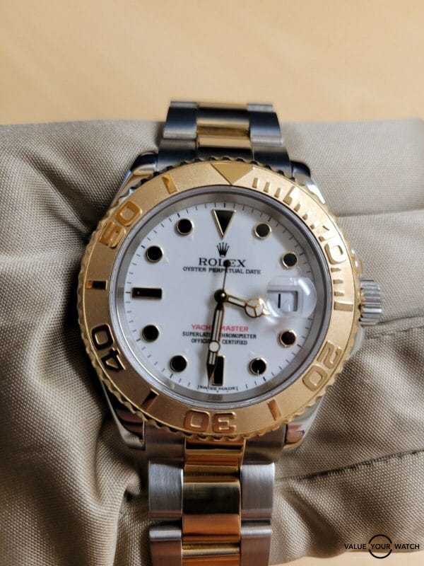 Rolex Yachtmaster 40mm.Excellent condition.Box and papers. 100 Authentic%