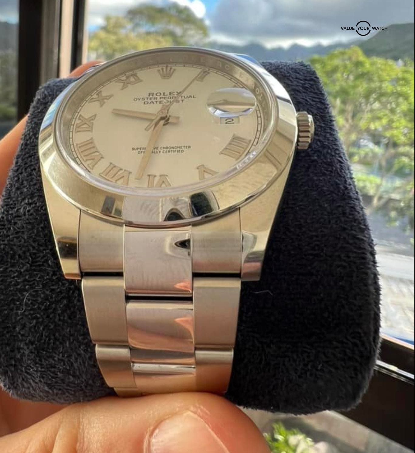 Rolex Datejust 41mm Smooth White Roman Dial Oyster 126300 - Image 5