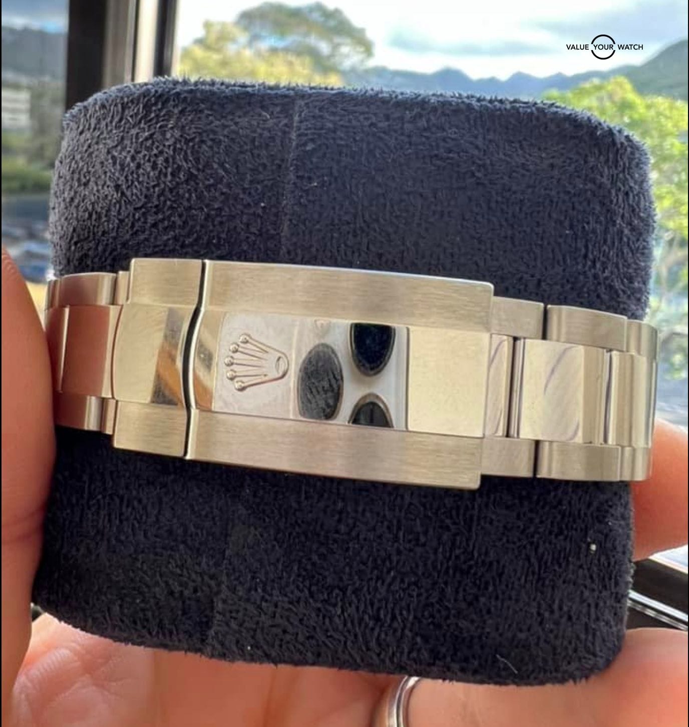 Rolex Datejust 41mm Smooth White Roman Dial Oyster 126300 - Image 6