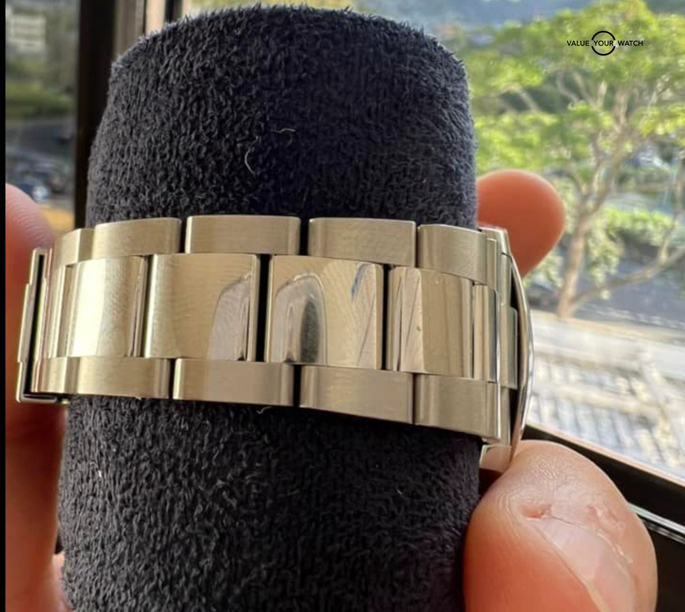 Rolex Datejust 41mm Smooth White Roman Dial Oyster 126300 - Image 7