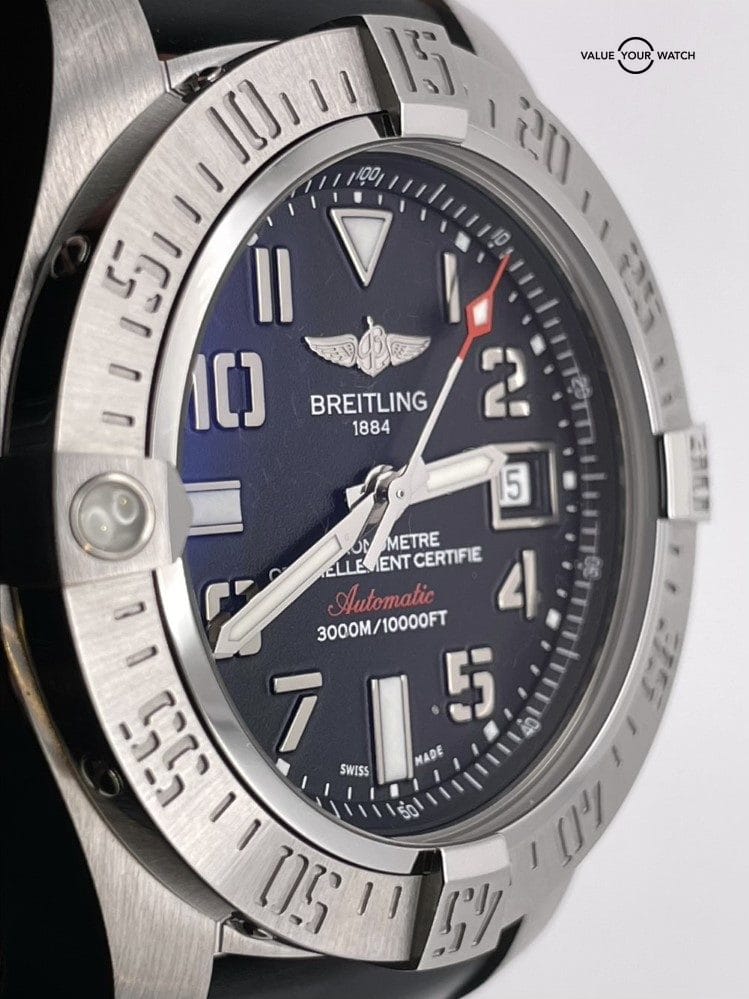 Breitling Avenger II Men's Black Watch - A17331101B1S1