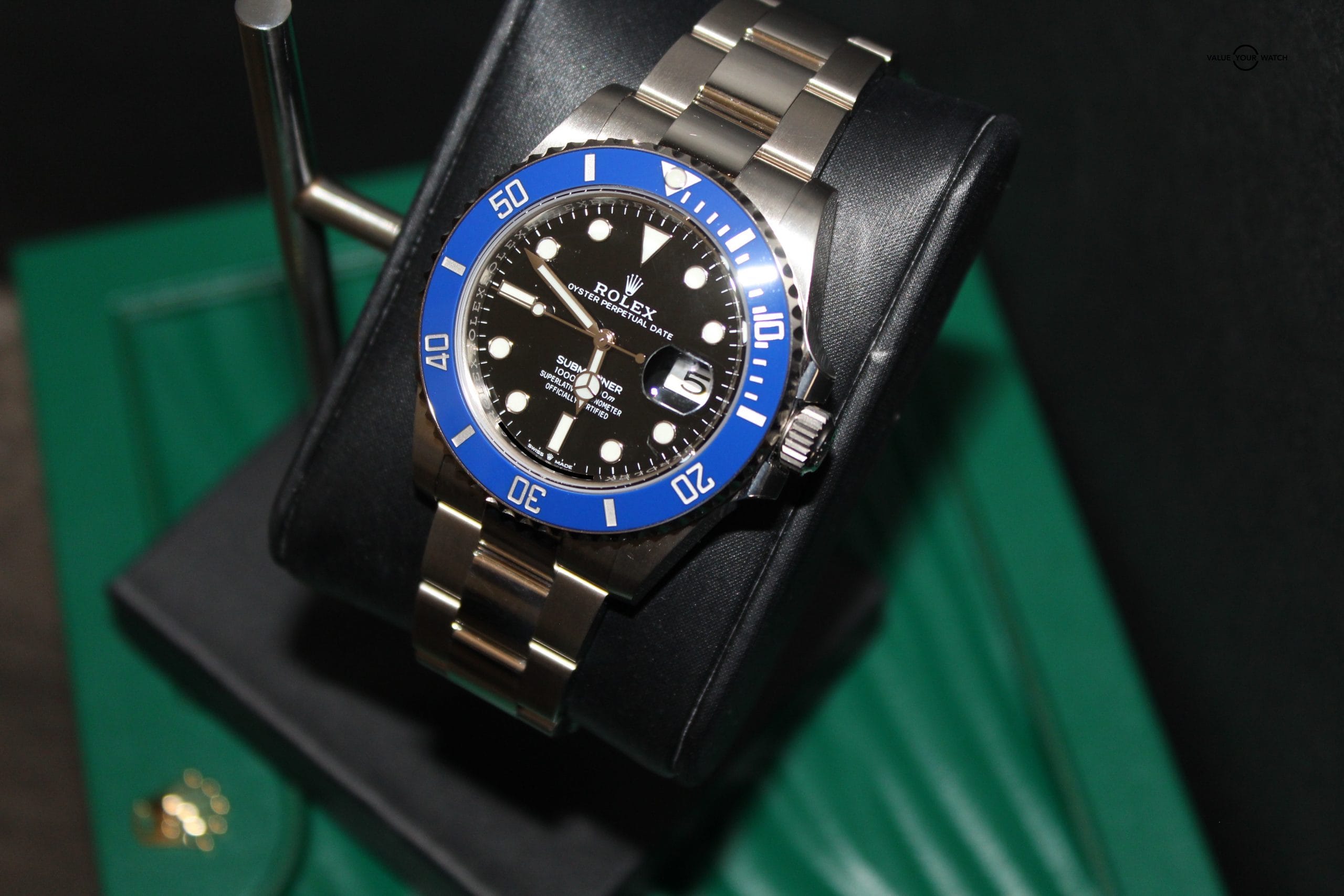 Rolex Submariner Date "Cookie Monster" 41MM 18CT White Gold Blue Bezel B&P - Image 3