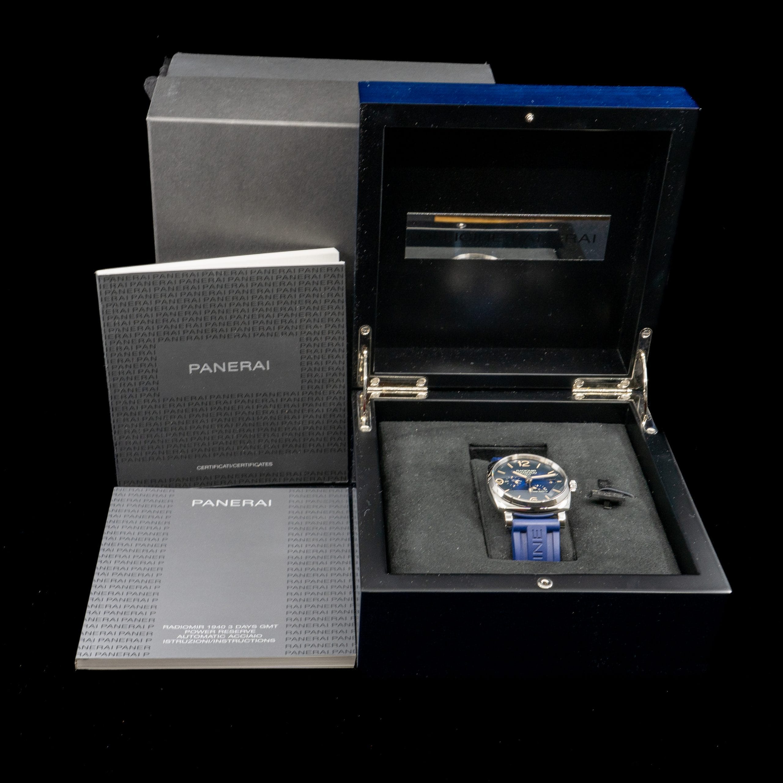 Panerai Radiomir 1940 3 Day GMT Steel Blue Dial Mens Watch Rubber Strap PAM00946 - Image 3