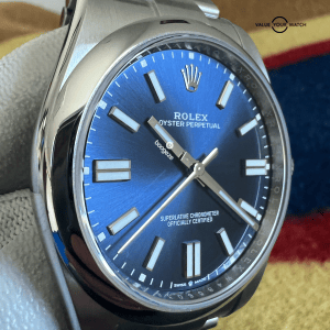 FREE gift! Rolex Oyster Perpetual 41mm 124300 Blue dial, Complete set, Excellent