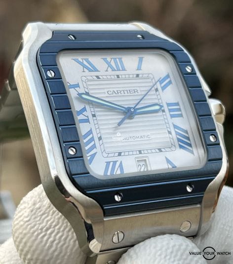 Santos De Cartier WSSA0047. New 2022 release. 39.8mm Large watch. Complete Set.