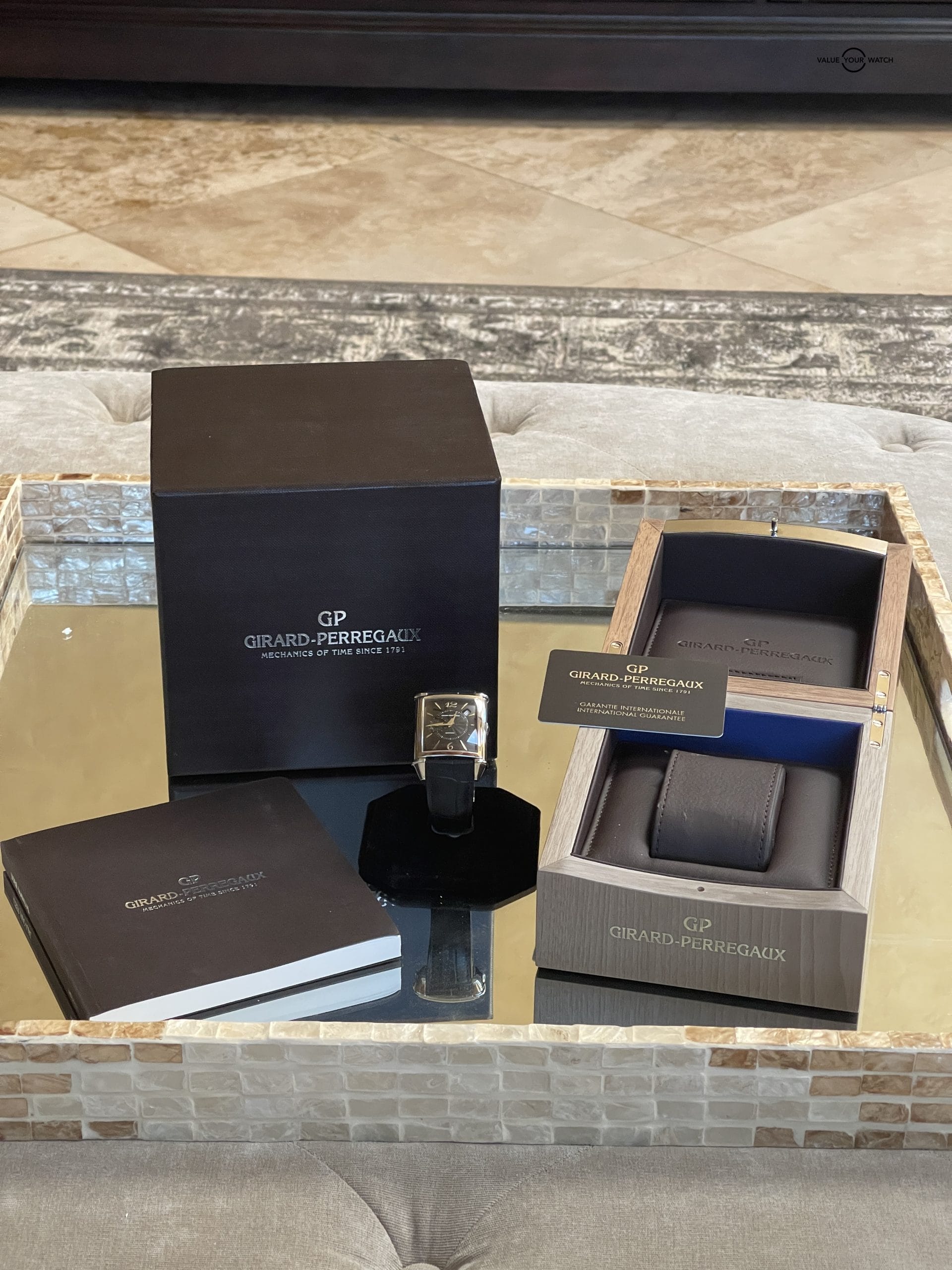 Girard-Perregaux Vintage 1945 Date Black Dial Complete Set $10.1K MSRP - Image 3