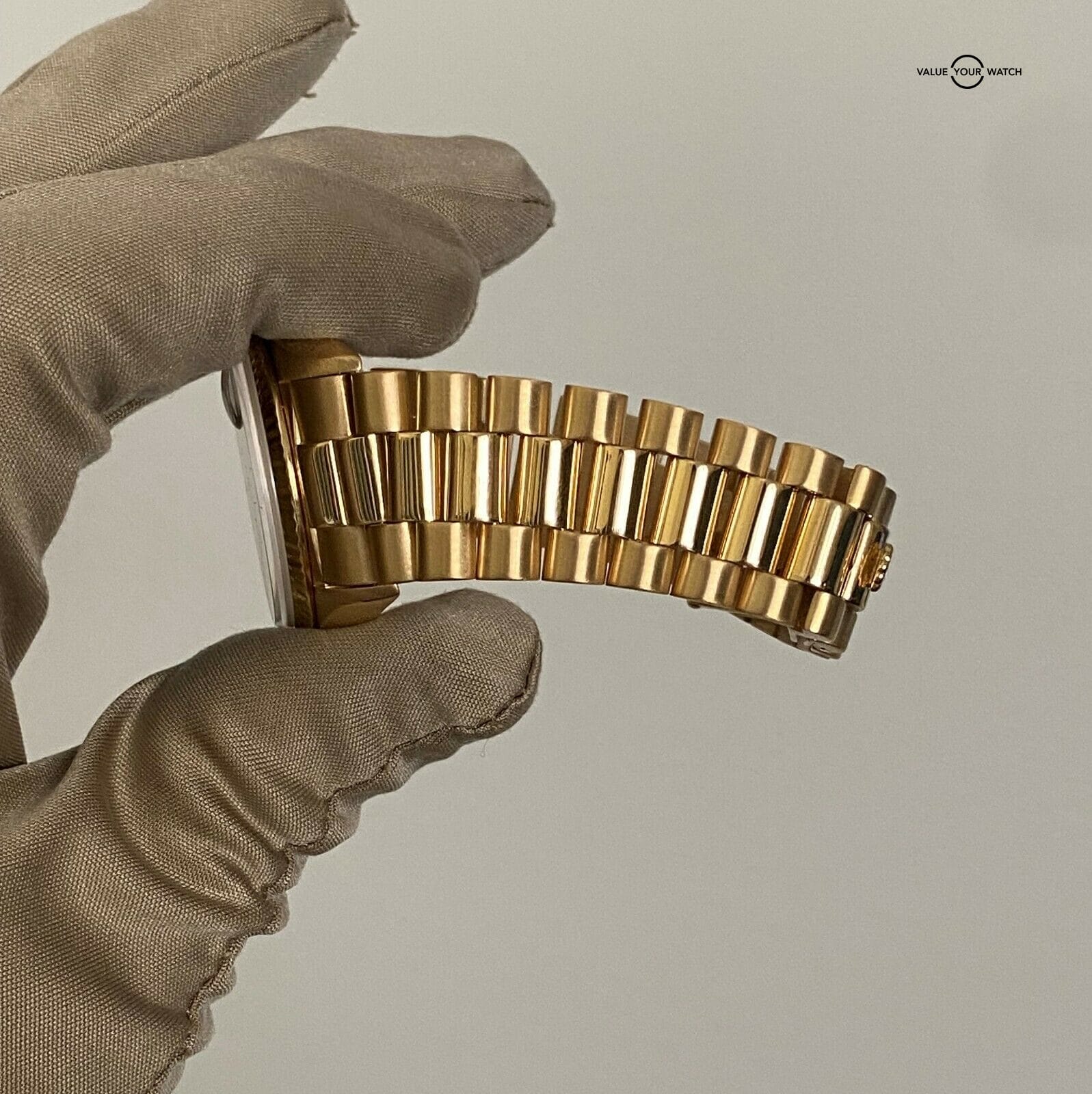 Rolex Day-Date President 18K Yellow Gold 18038 36MM - Image 9