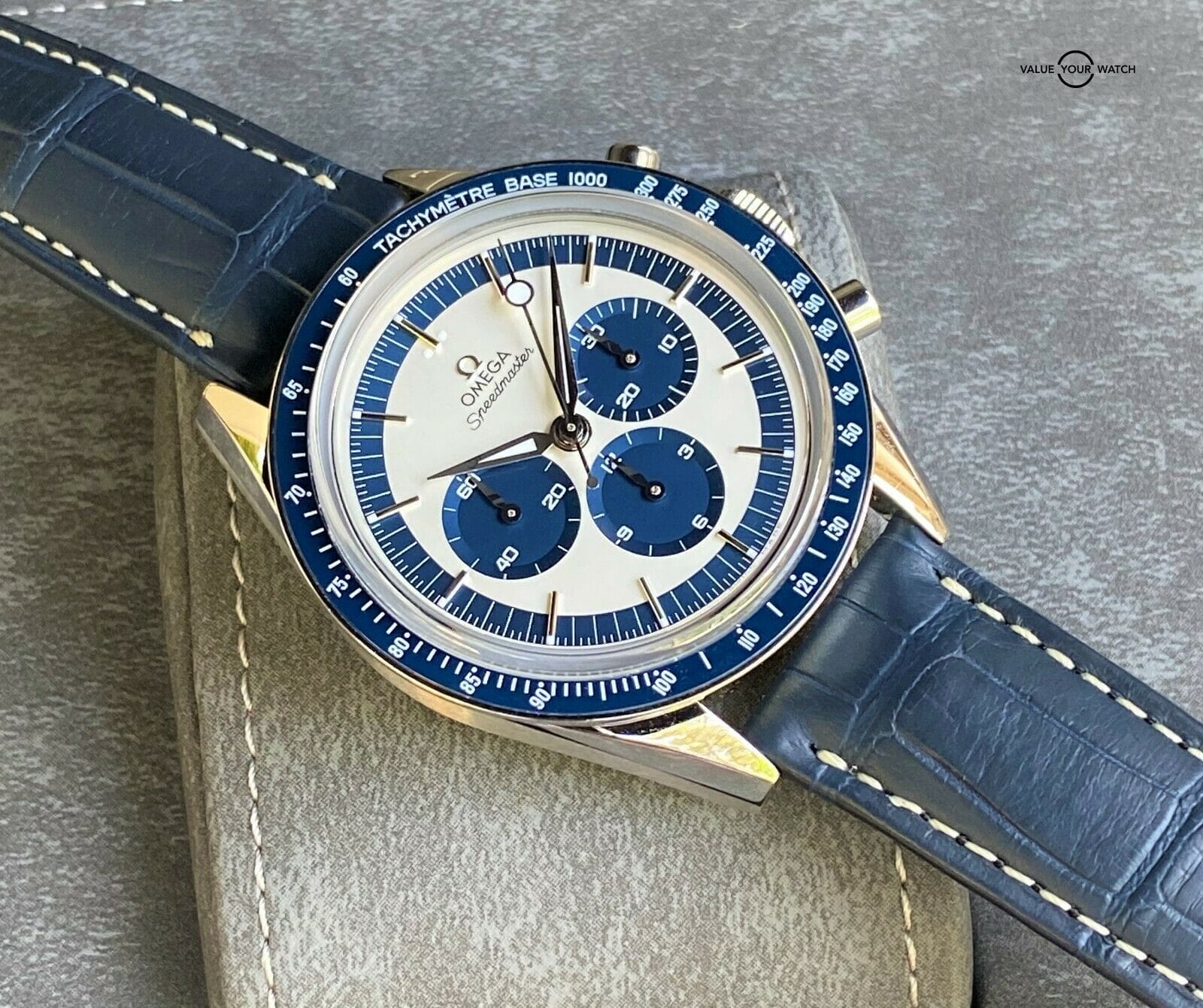 Omega Speedmaster Professional Moonwatch Limited Edition CK2998 Blue c