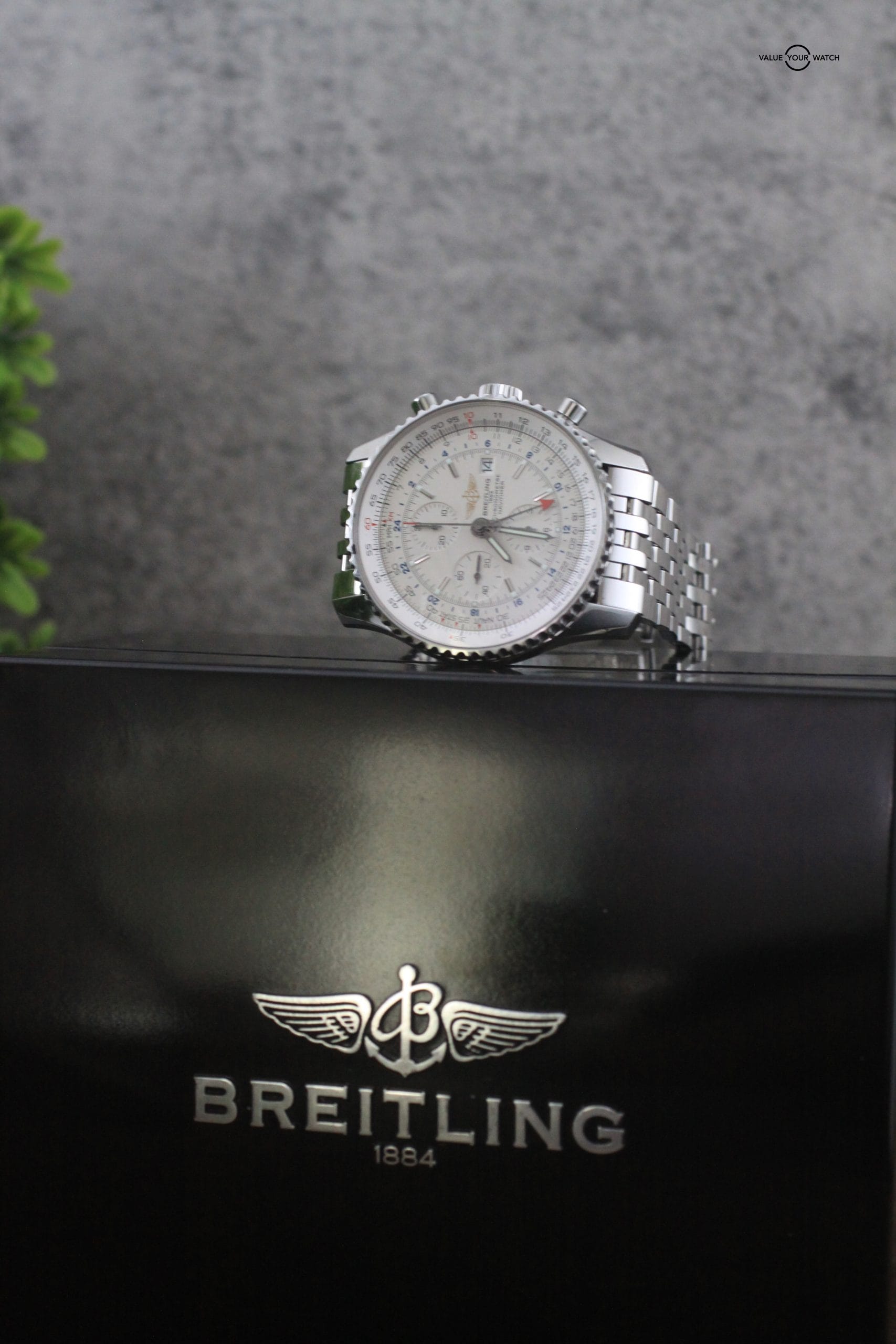 Breitling Navitimer World GMT 46mm A24322 Steel Box & Papers - Image 4