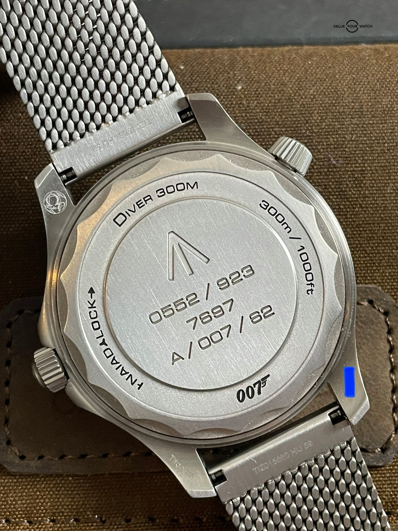 Omega Seamaster Diver 300M 007 Edition Titanium NTTD – 2021 Full Set Extra Strap! - Image 5