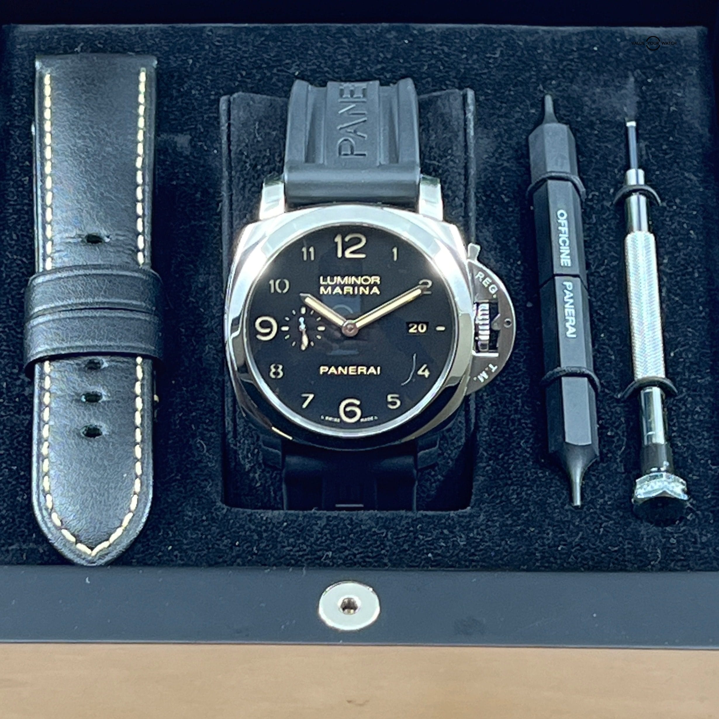 Panerai Luminor Marina 1950 3 Days Black Sandwich Dial PAM 359 Full Set - Image 3