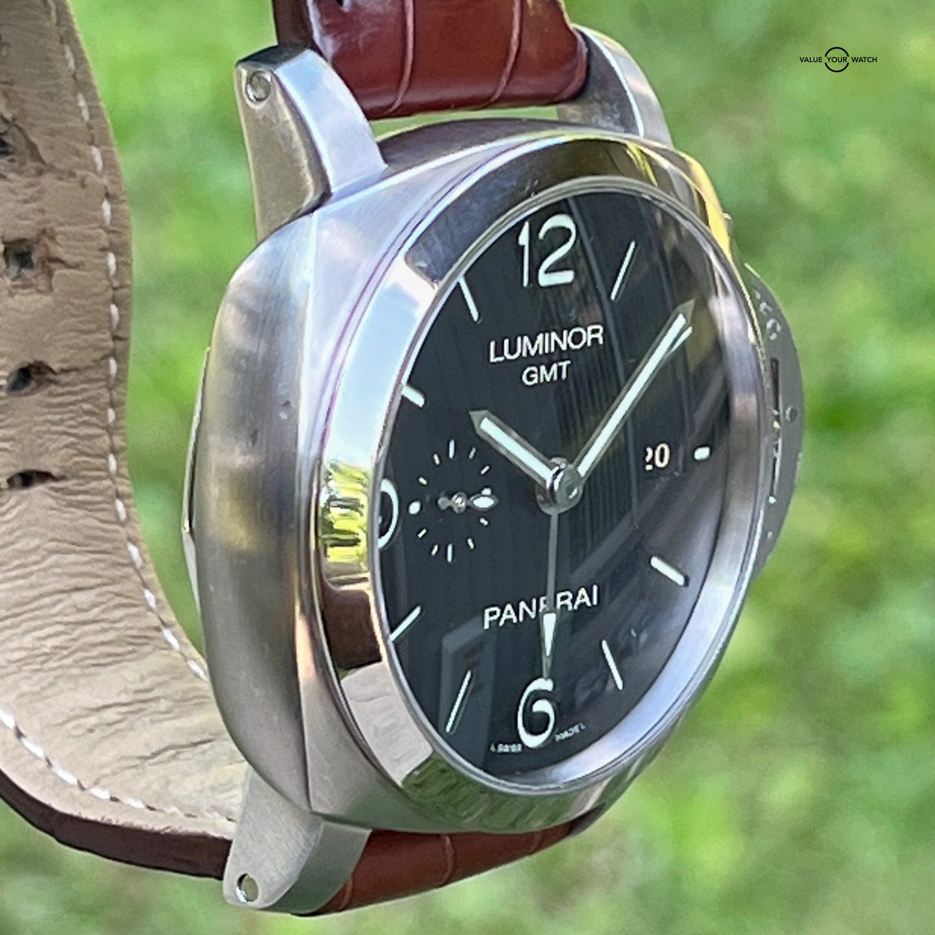 Panerai Luminor 1950 3 Days GMT Acciaio 44MM Black Sandwich Dial B&P PAM 320 - Image 3