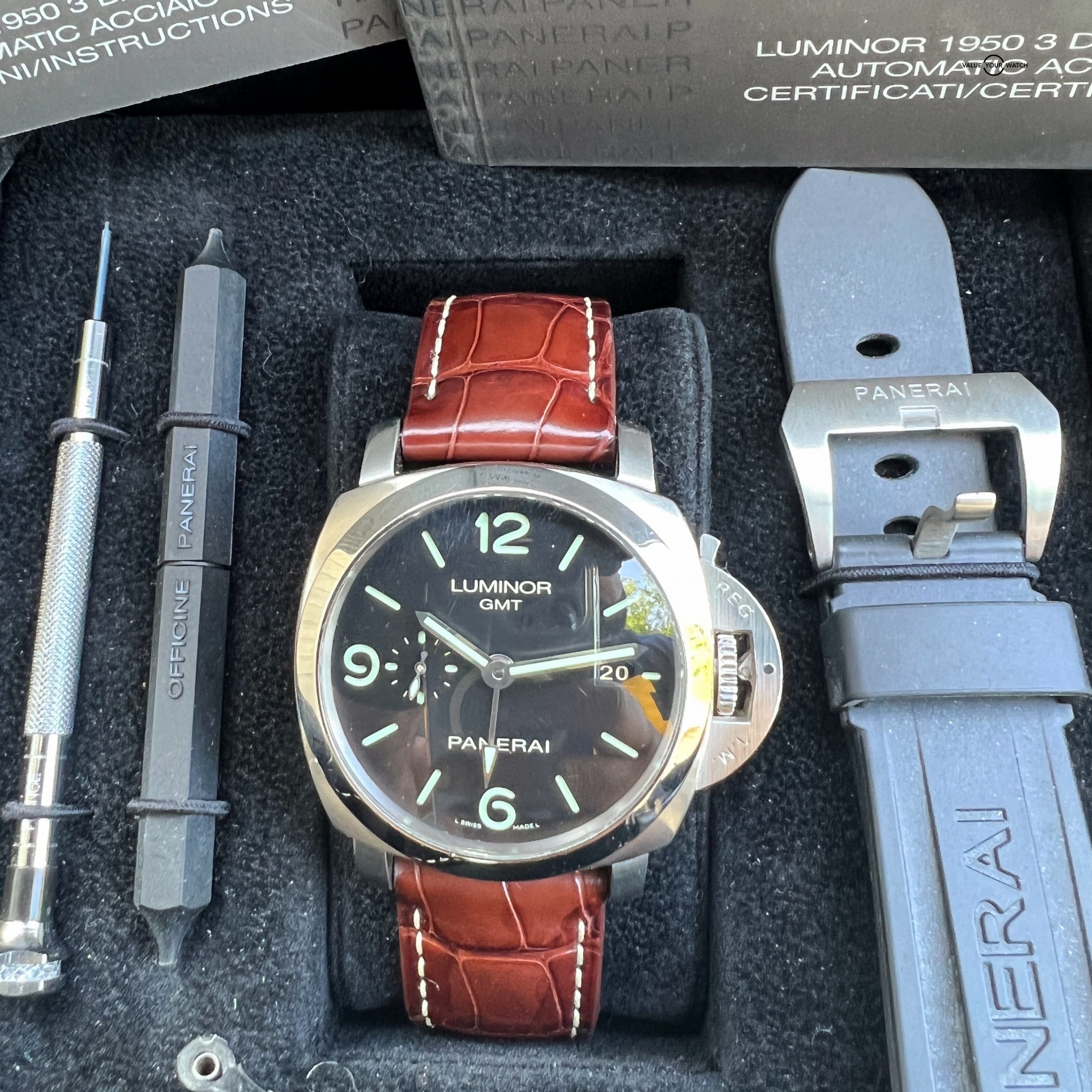 Panerai Luminor 1950 3 Days GMT Acciaio 44MM Black Sandwich Dial B&P PAM 320 - Image 5