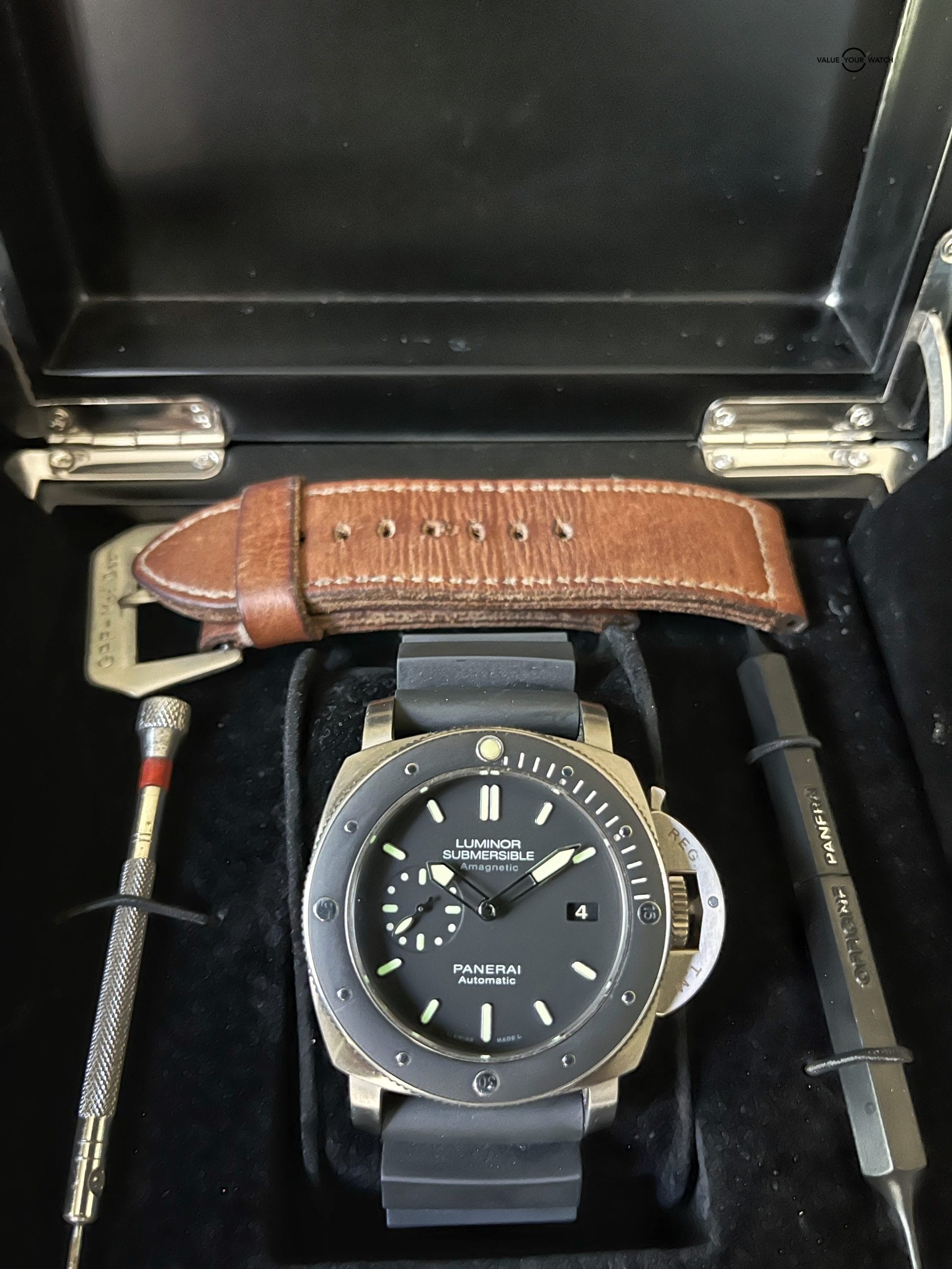 Panerai Luminor Submersible PAM 389 PAM00389 Titanium Amagnetic - Image 7