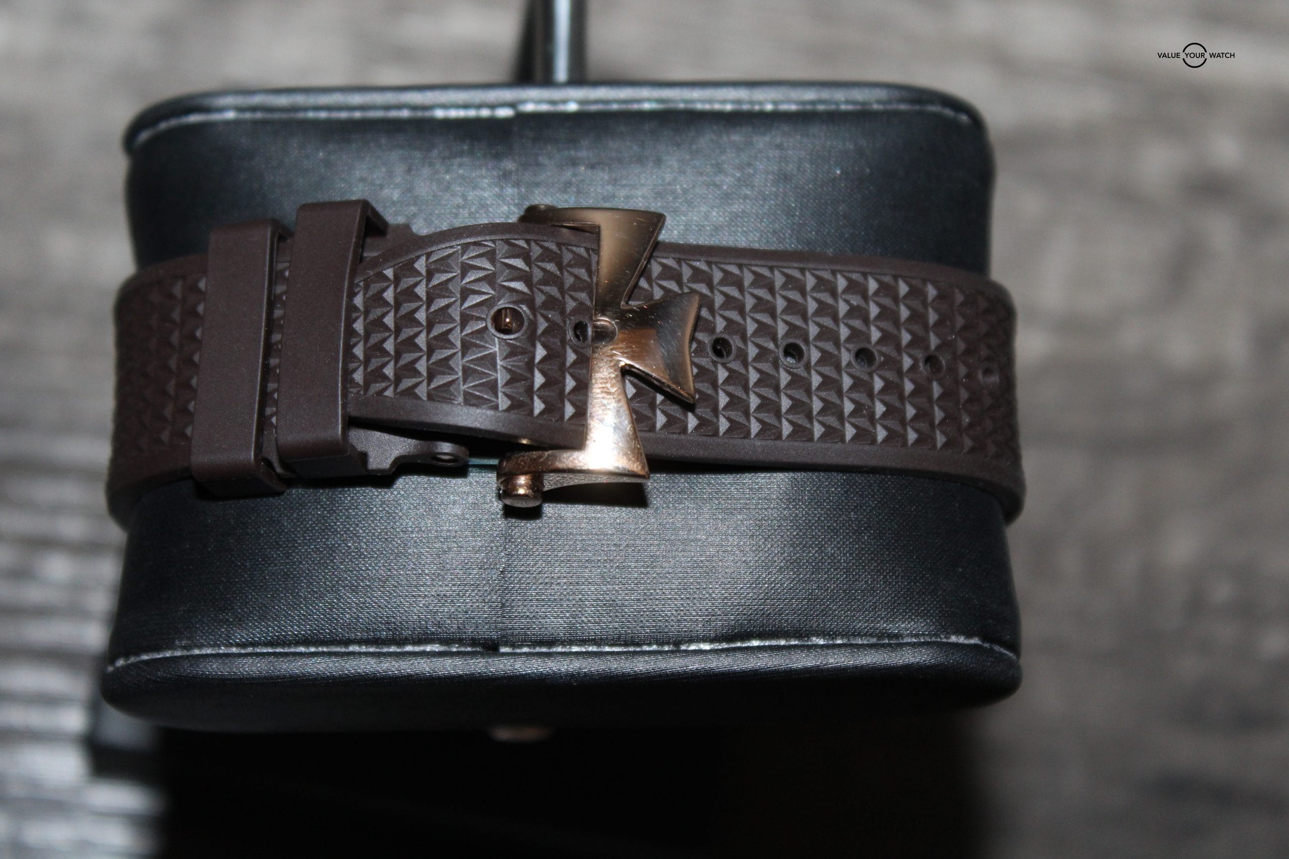 Vacheron Constantin Overseas Chronograph 18K Rose Gold 22K Caseback BNIB 2022 - Image 6