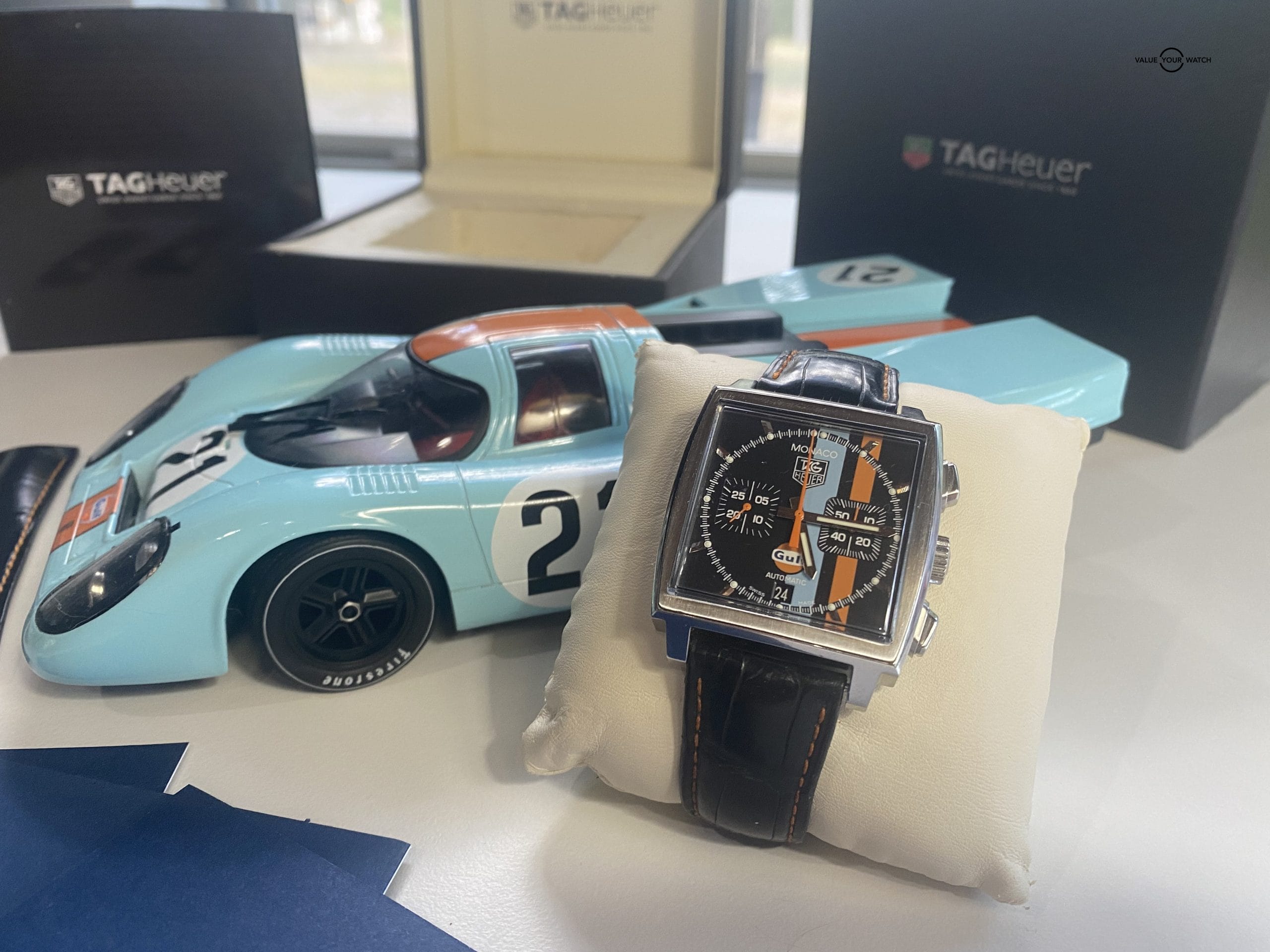 2007 Tag HEUER Monaco GULF CW211A Limited 4000 Edition Chronograph STUNNER