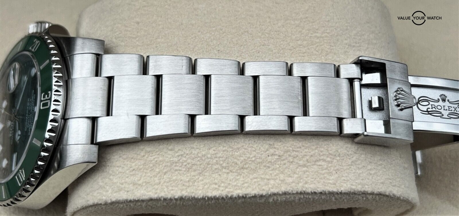 Rolex Submariner HULK 116610LV 40mm Green Dial BOXES/PAPERS/SERVICED! - Image 10