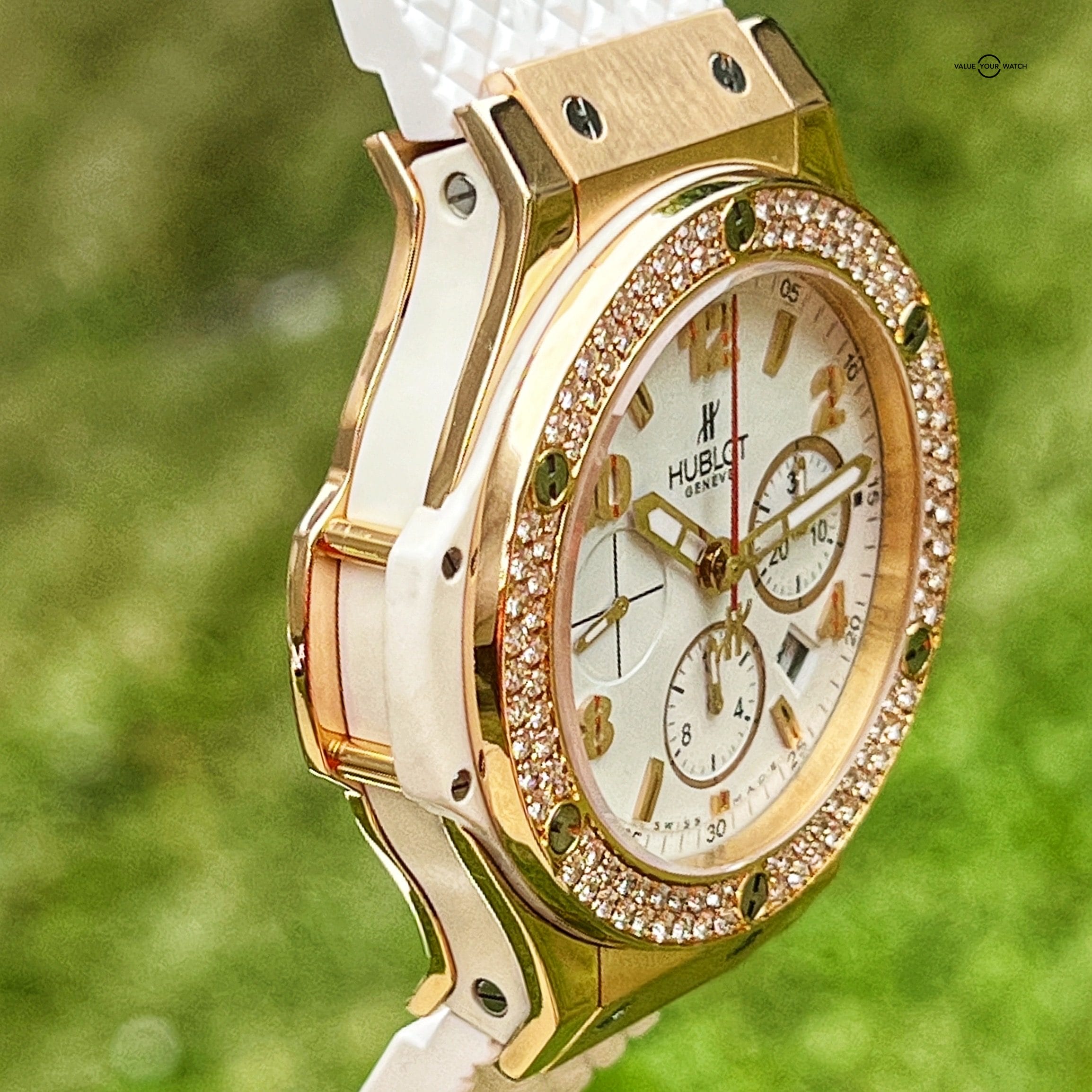 Hublot gold diamond best sale