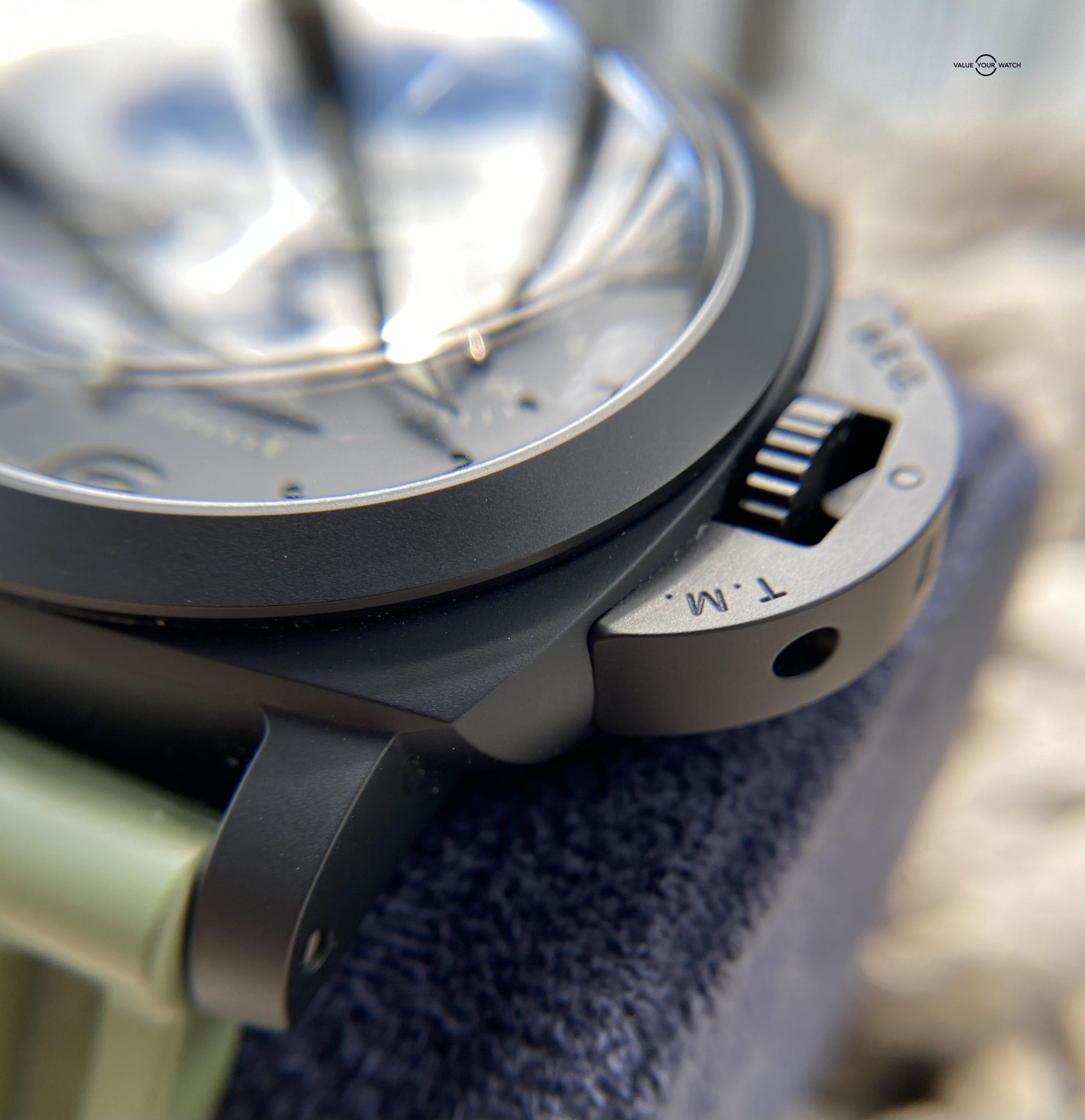 Panerai Luminor 1950 Chrono Monopulsante 8 Days GMT 44mm - Image 4