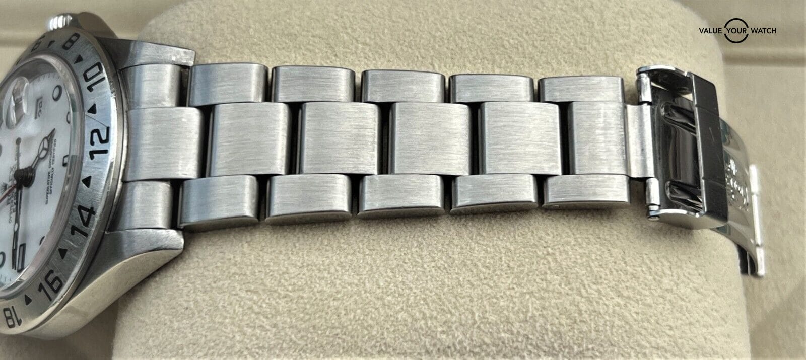 Rolex Explorer II 40mm 16570 Polar 3186 Movement Engraved Rehaut! - Image 2