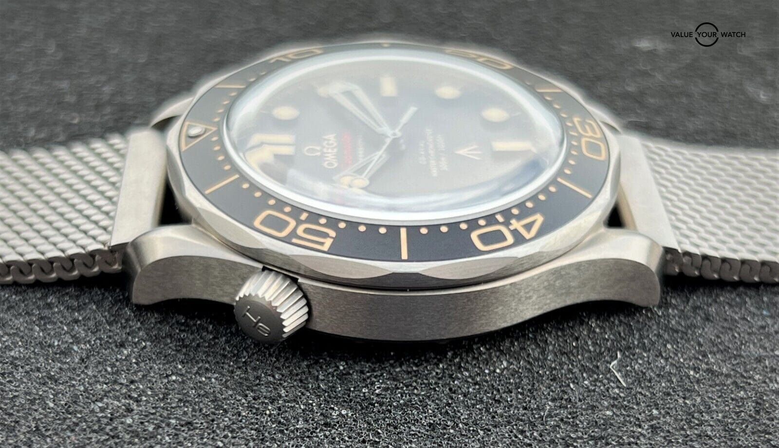 Omega Seamaster Diver 300M 007 No Time To Die BOXES/PAPERS/MINT! - Image 11
