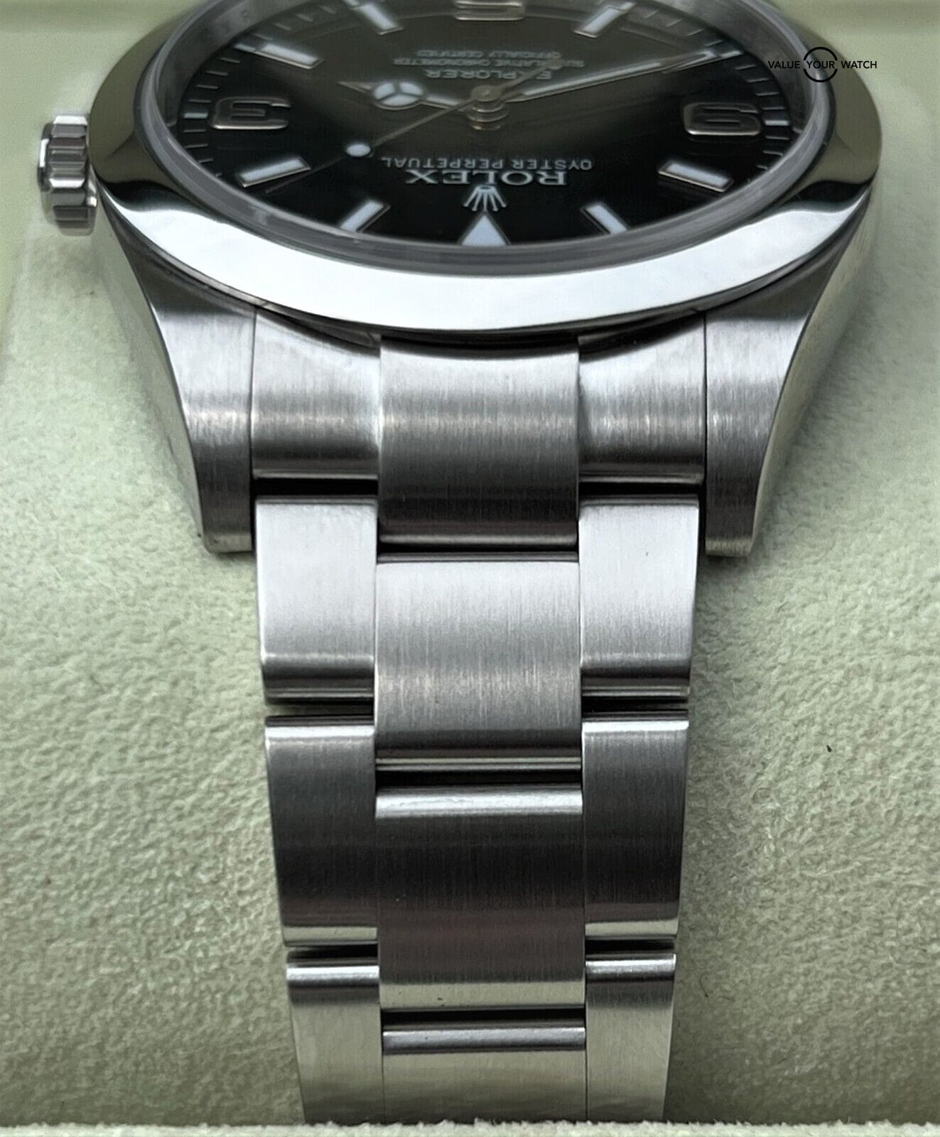Rolex Explorer 214270 Black Dial 39mm Mark 1 2015 w/Card! - Image 4