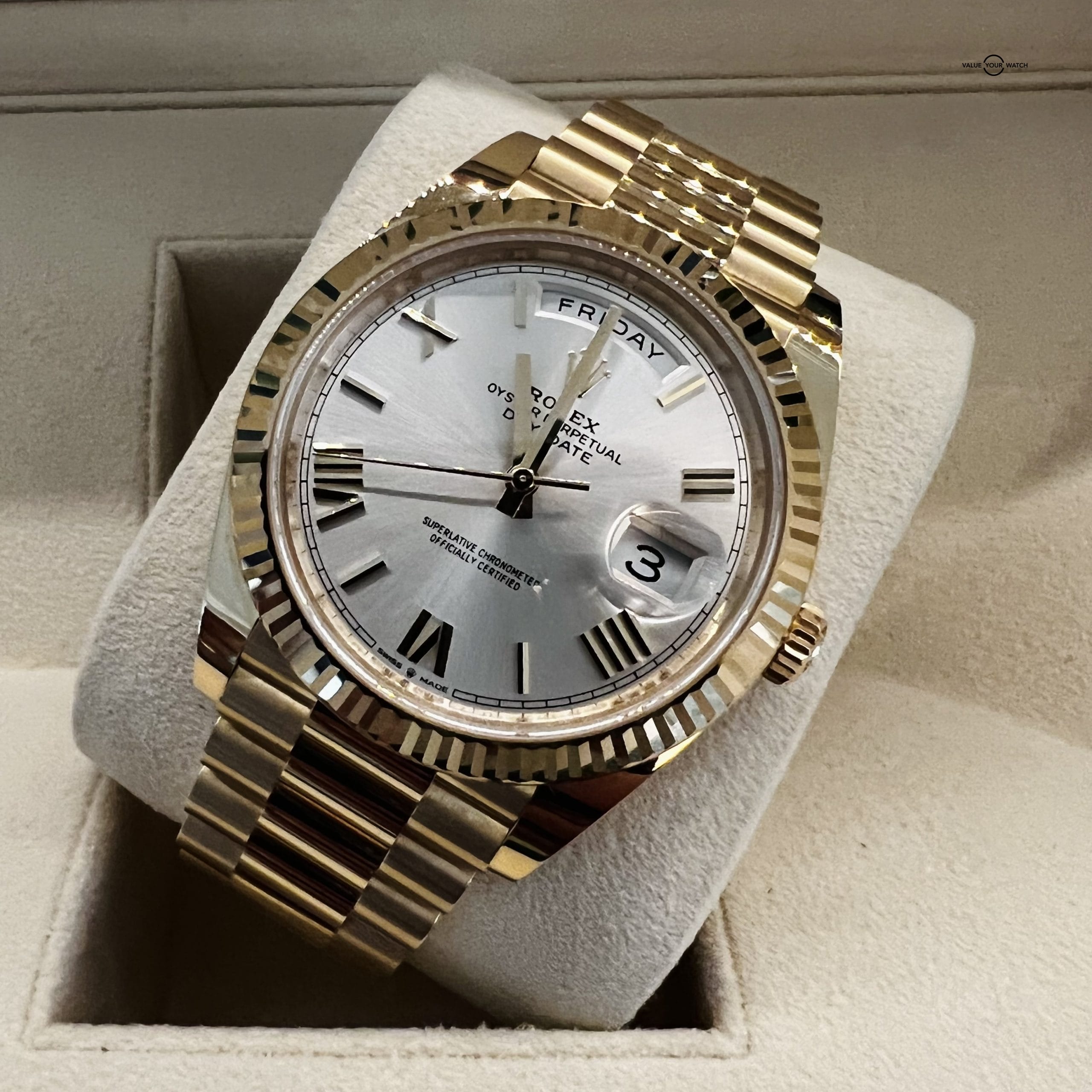 ROLEX DAY DATE SILVER ROMAN DIAL 18K YELLOW GOLD PRESIDENTIAL 2022 - Image 4