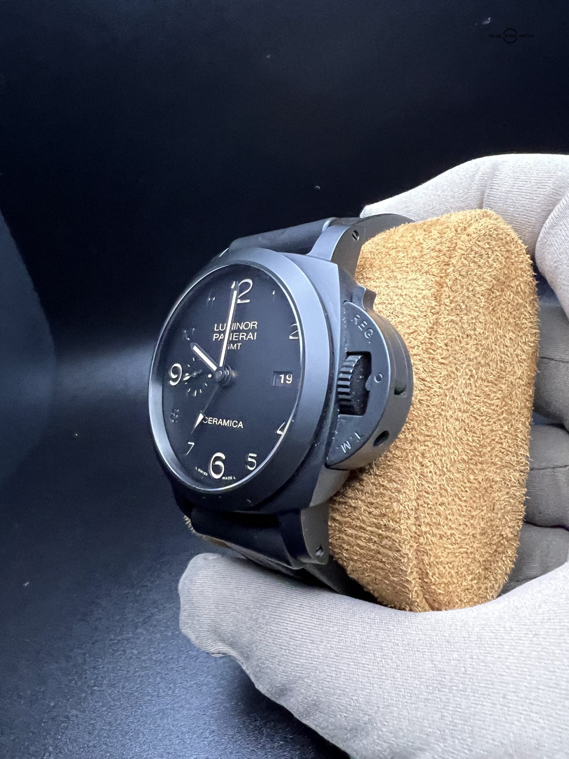 Panerai Luminar 1950 3 day GMT all black ceramic 44mm extra straps