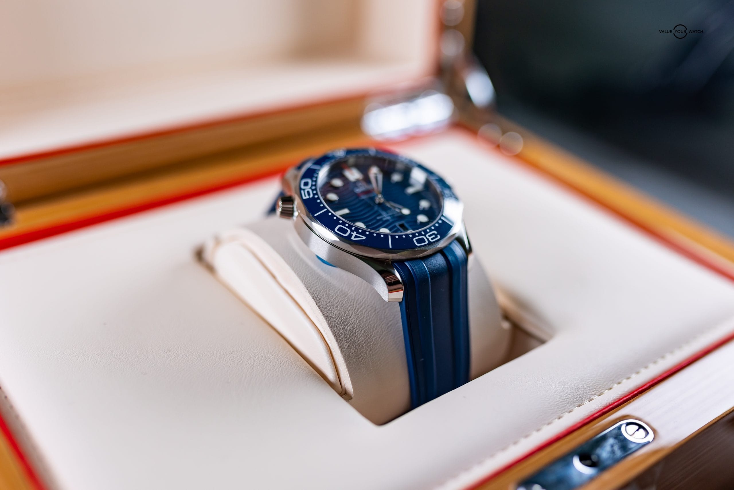Omega Seamaster Diver 300 Blue - Image 4