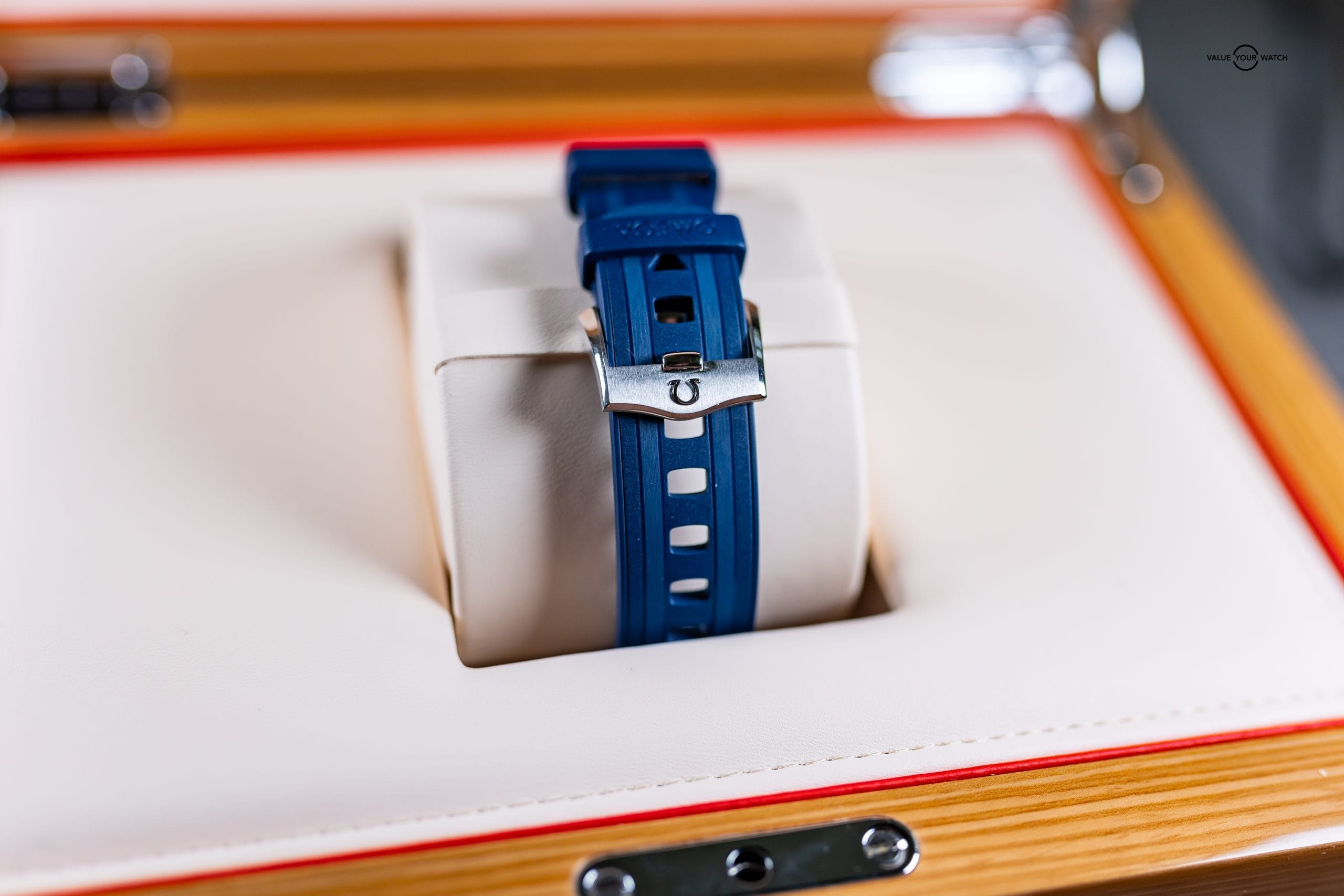 Omega Seamaster Diver 300 Blue - Image 8