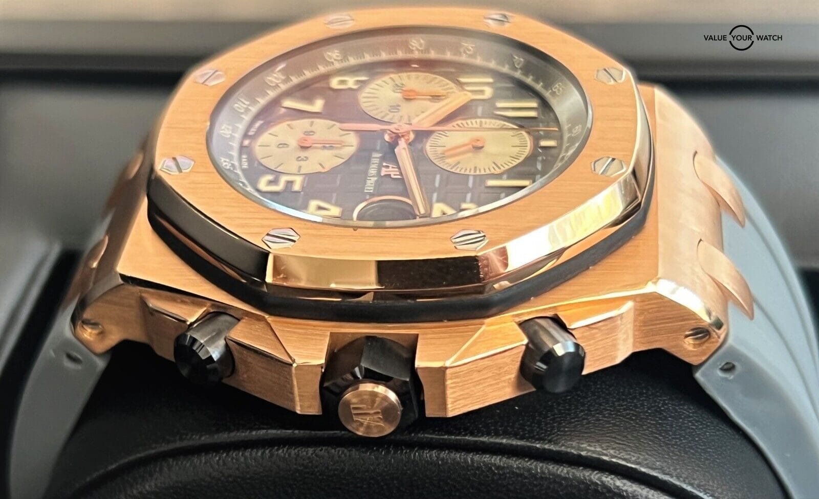 Audemars Piguet Royal Oak Offshore Rose Gold 42mm Chronograph BOXES/PAPERS! - Image 7
