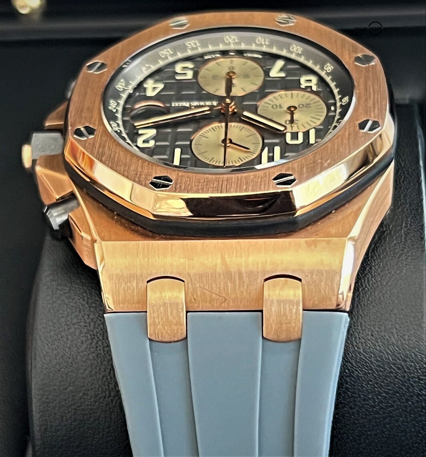 Audemars Piguet Royal Oak Offshore Rose Gold 42mm Chronograph BOXES/PAPERS! - Image 9