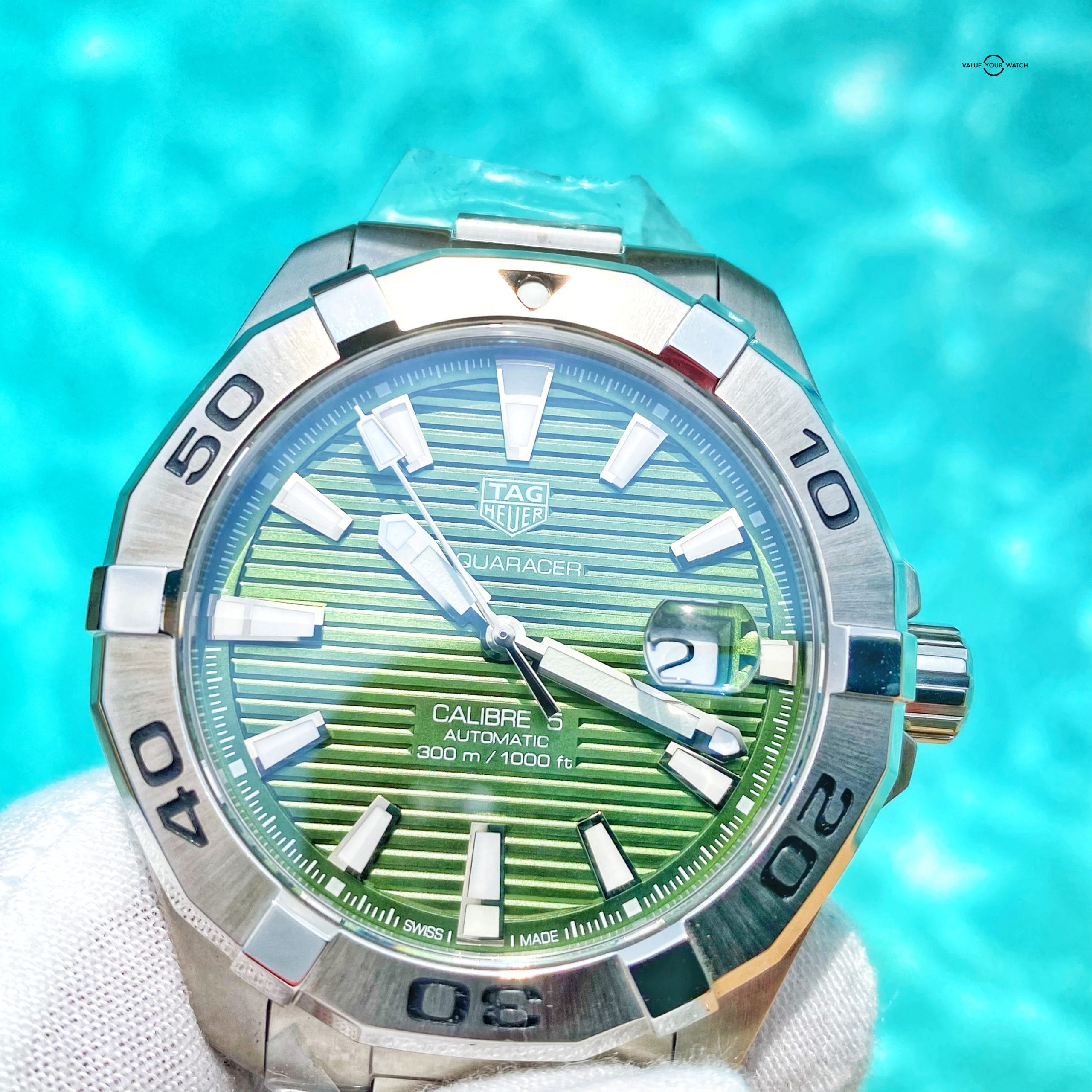 Tag Heueur Aquaracer Green Bezel - 43mm – WAY2015 – FULL SET – MSRP $2550 - Image 6