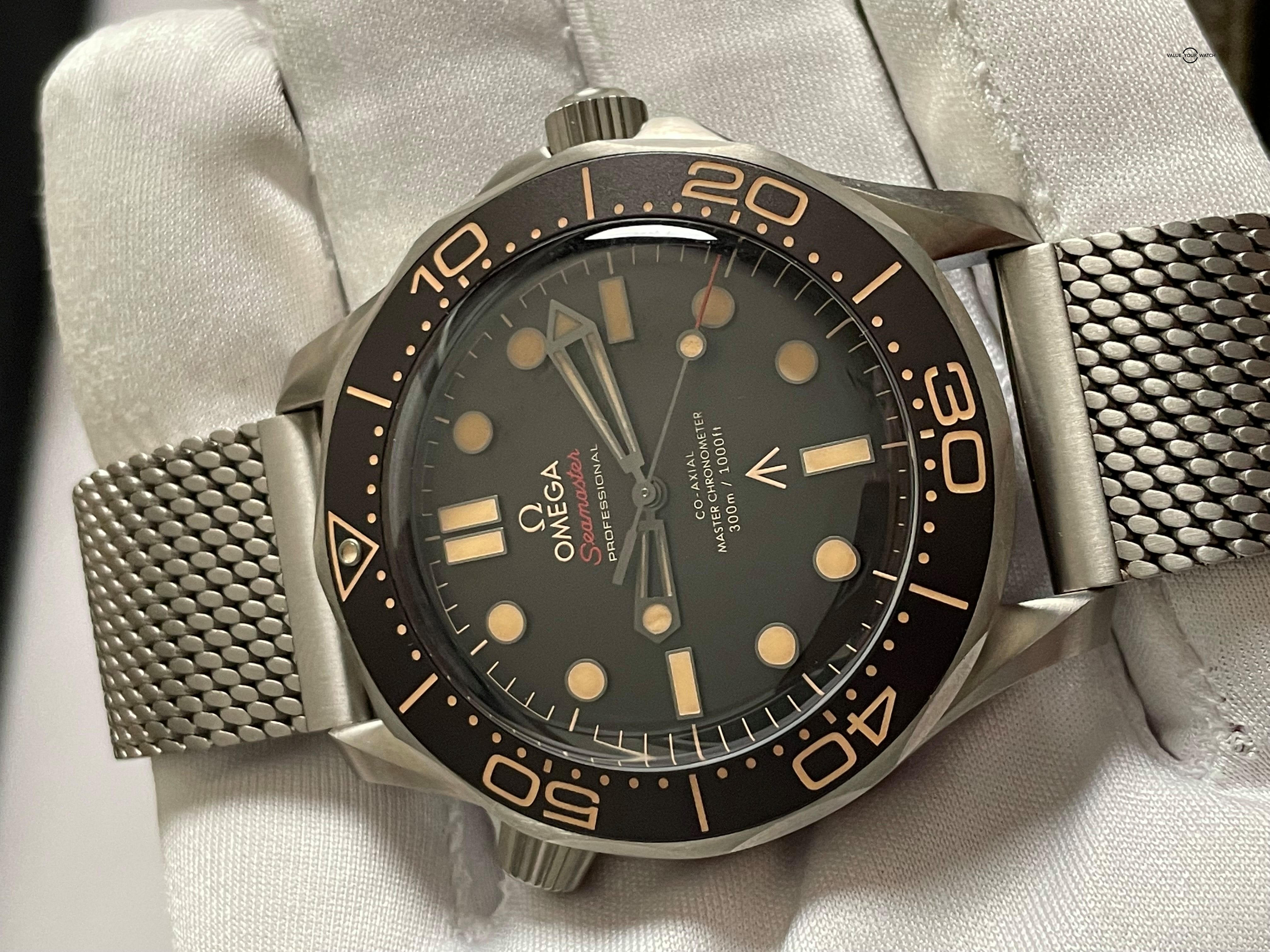 Omega Seamaster Diver 300M 007 Edition Titanium NTTD – NEW Full Set! - Image 12