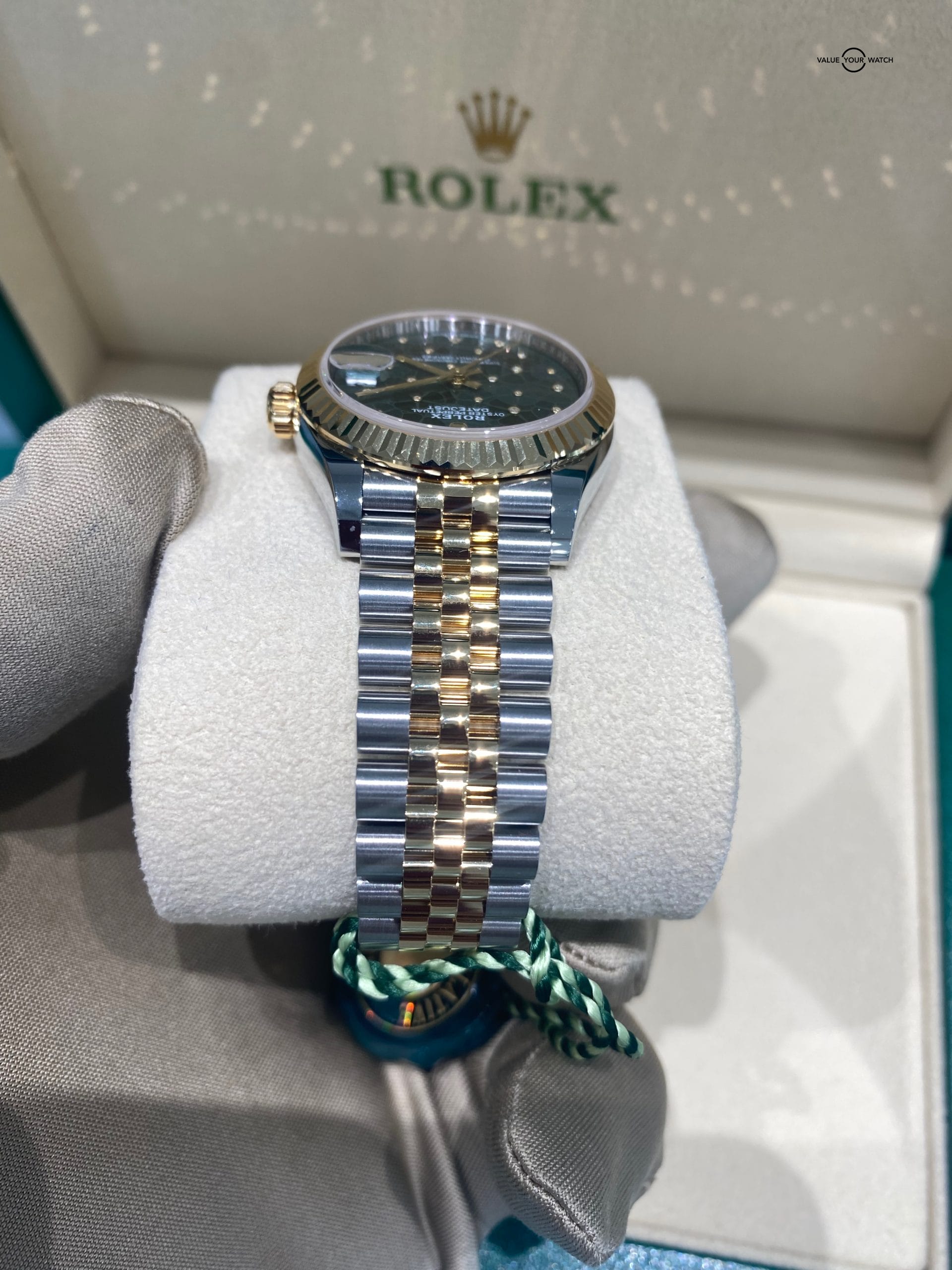 New Model 2022 Rolex Datejust 31 Floral Olive Green Diamond Dial 278273 - Image 9