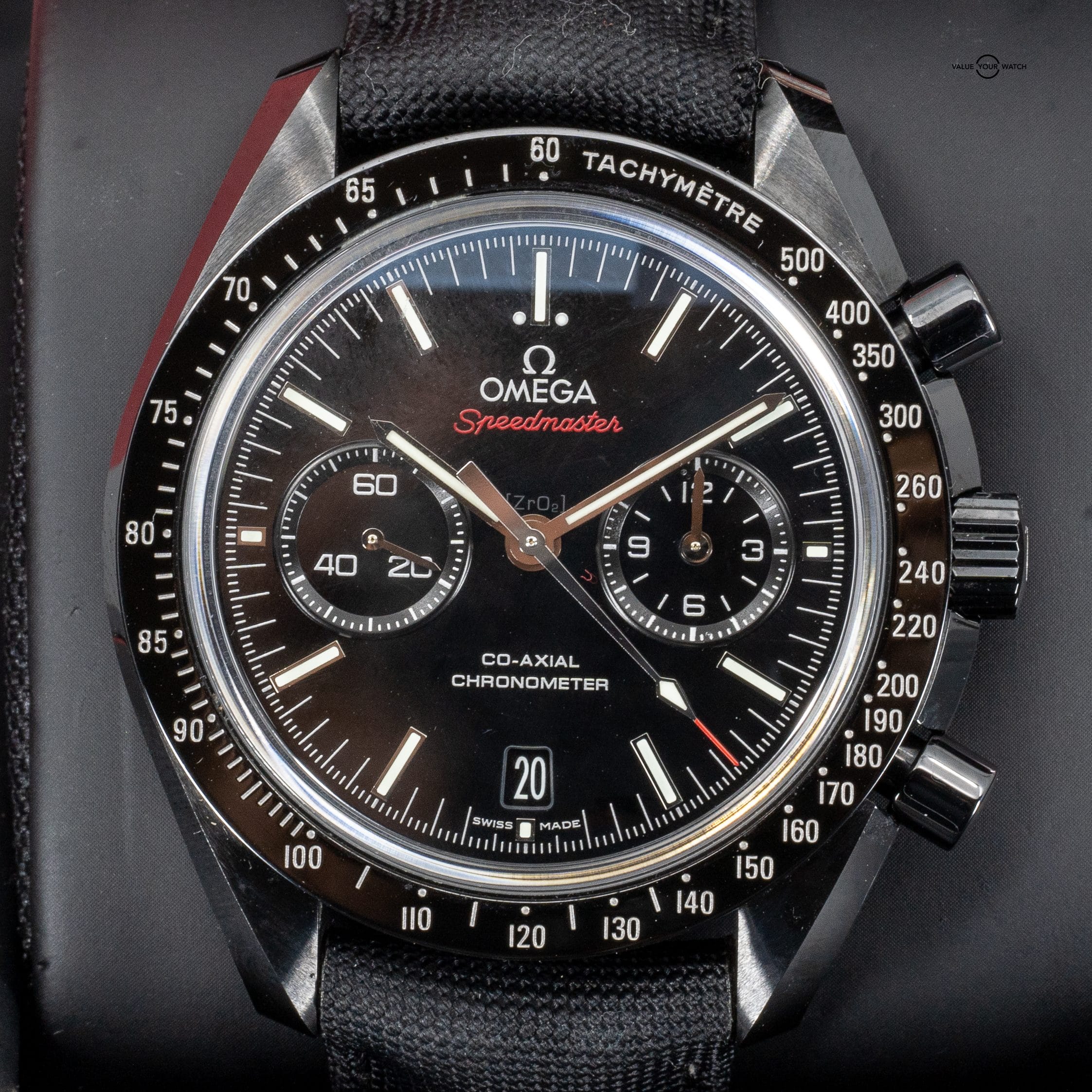 Omega discount speedmaster dsotm