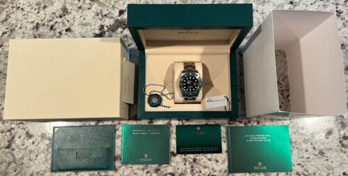 Rolex Submariner 126610LV 41mm Green Kermit Boxes/Papers! - Image 8