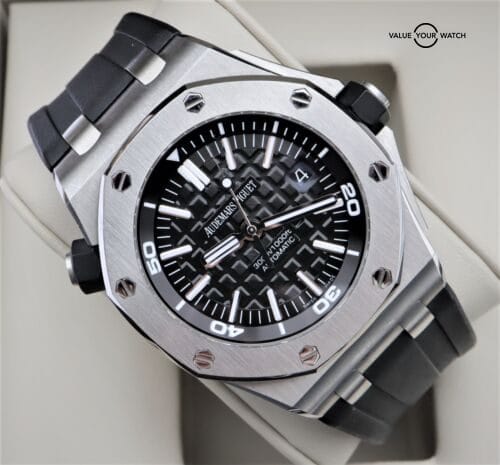 Audemars Piguet Royal Oak Offshore Diver 42mm Automatic 15703ST Boxes/Papers! - Image 2