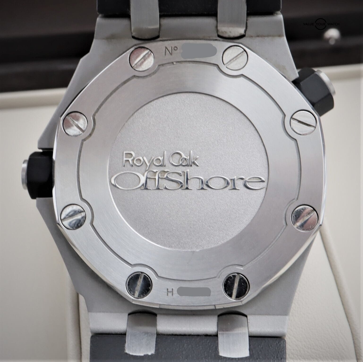 Audemars Piguet Royal Oak Offshore Diver 42mm Automatic 15703ST Boxes/Papers! - Image 8