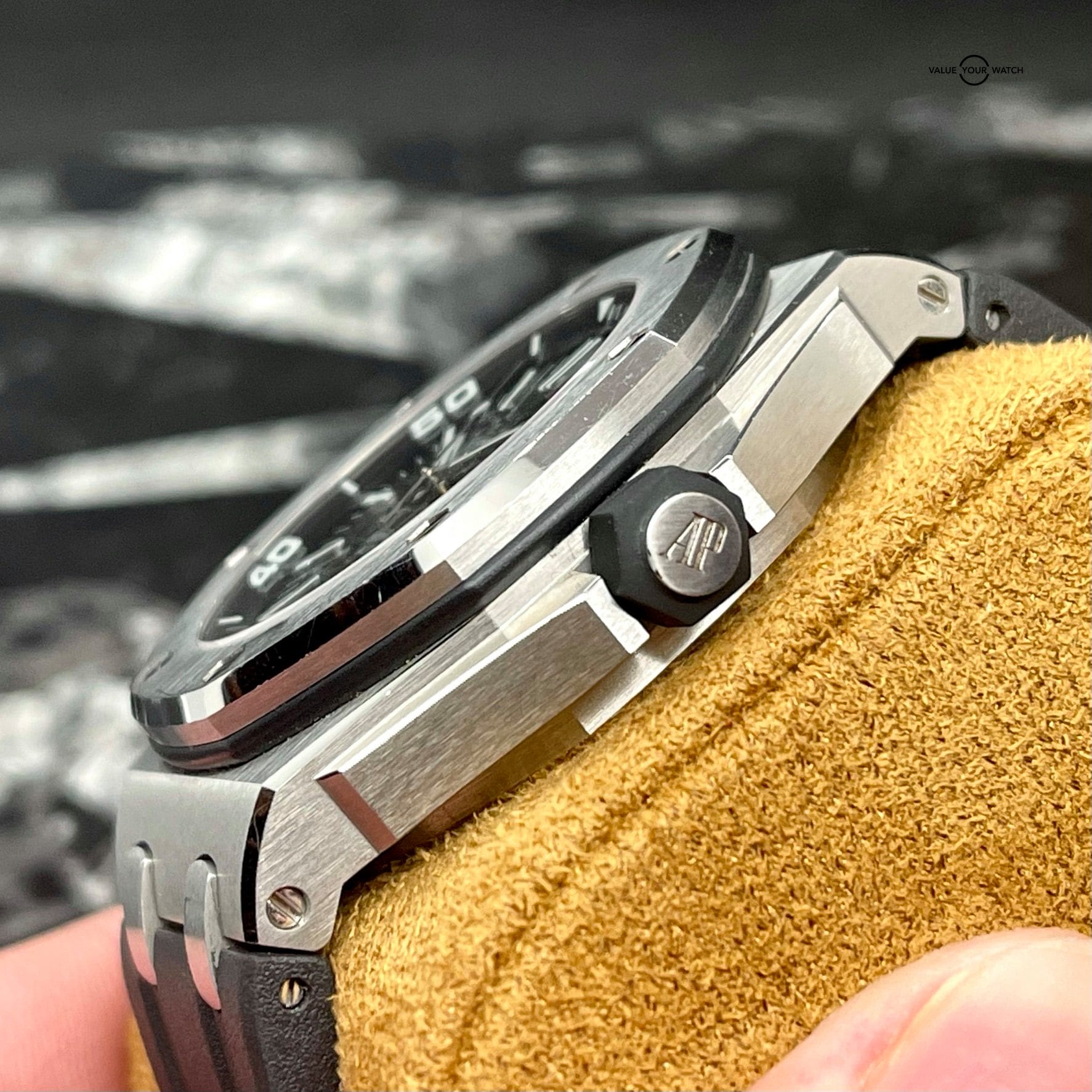 Audemars Piguet Royal Oak Offshore Diver - 15710ST.OO.A002CA.01 - Image 3