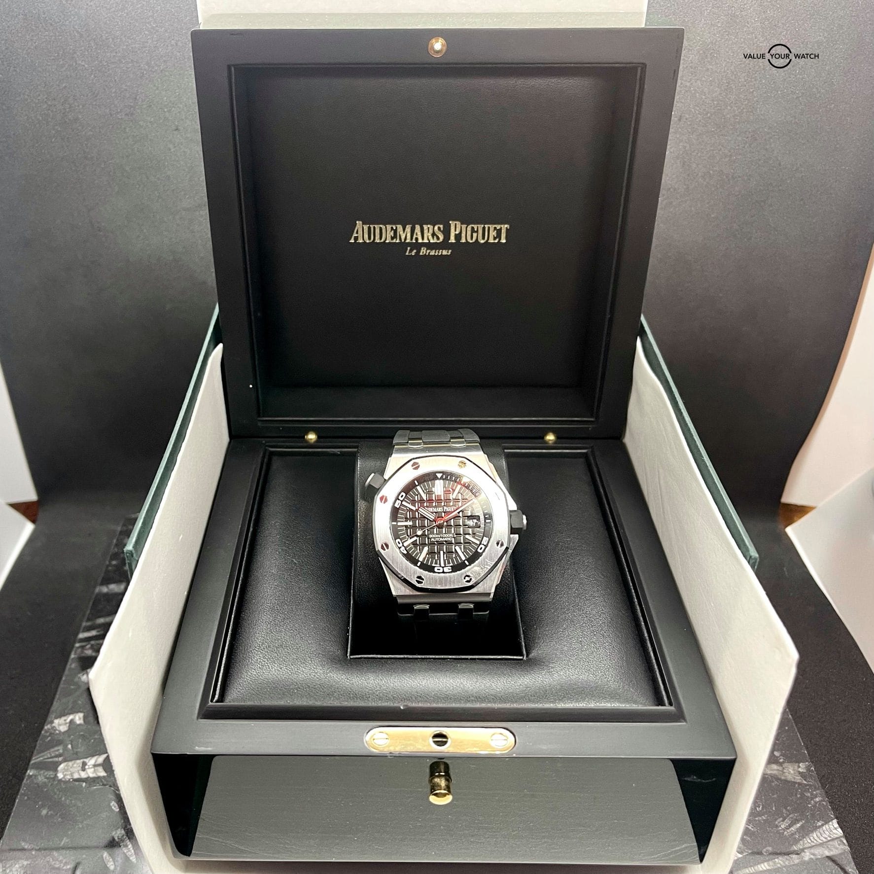 Audemars Piguet Royal Oak Offshore Diver - 15710ST.OO.A002CA.01 - Image 6